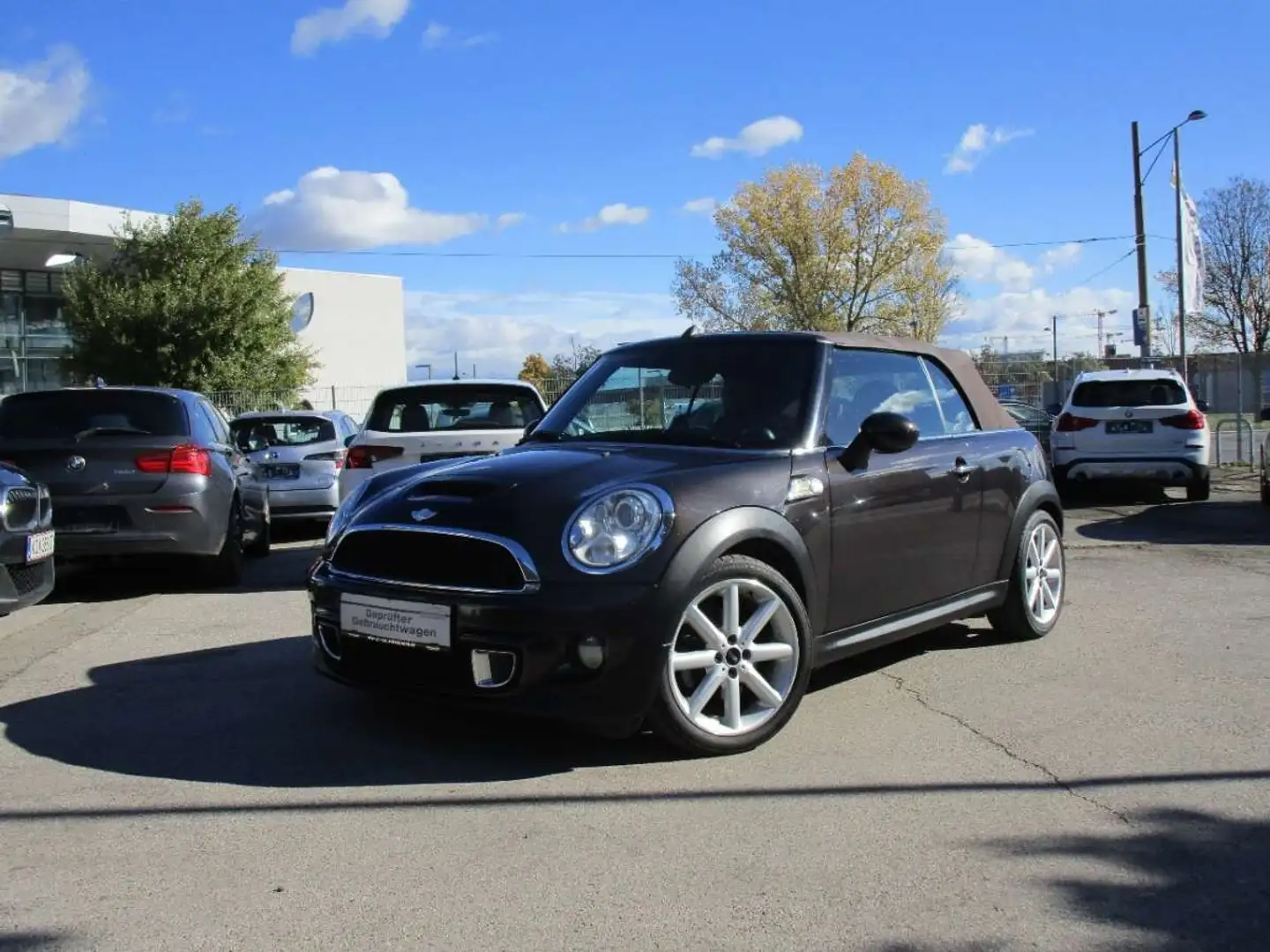 MINI Cooper COOPER Cabrio SD // Sondermodell MINI HIGHGATE // Braun - 2