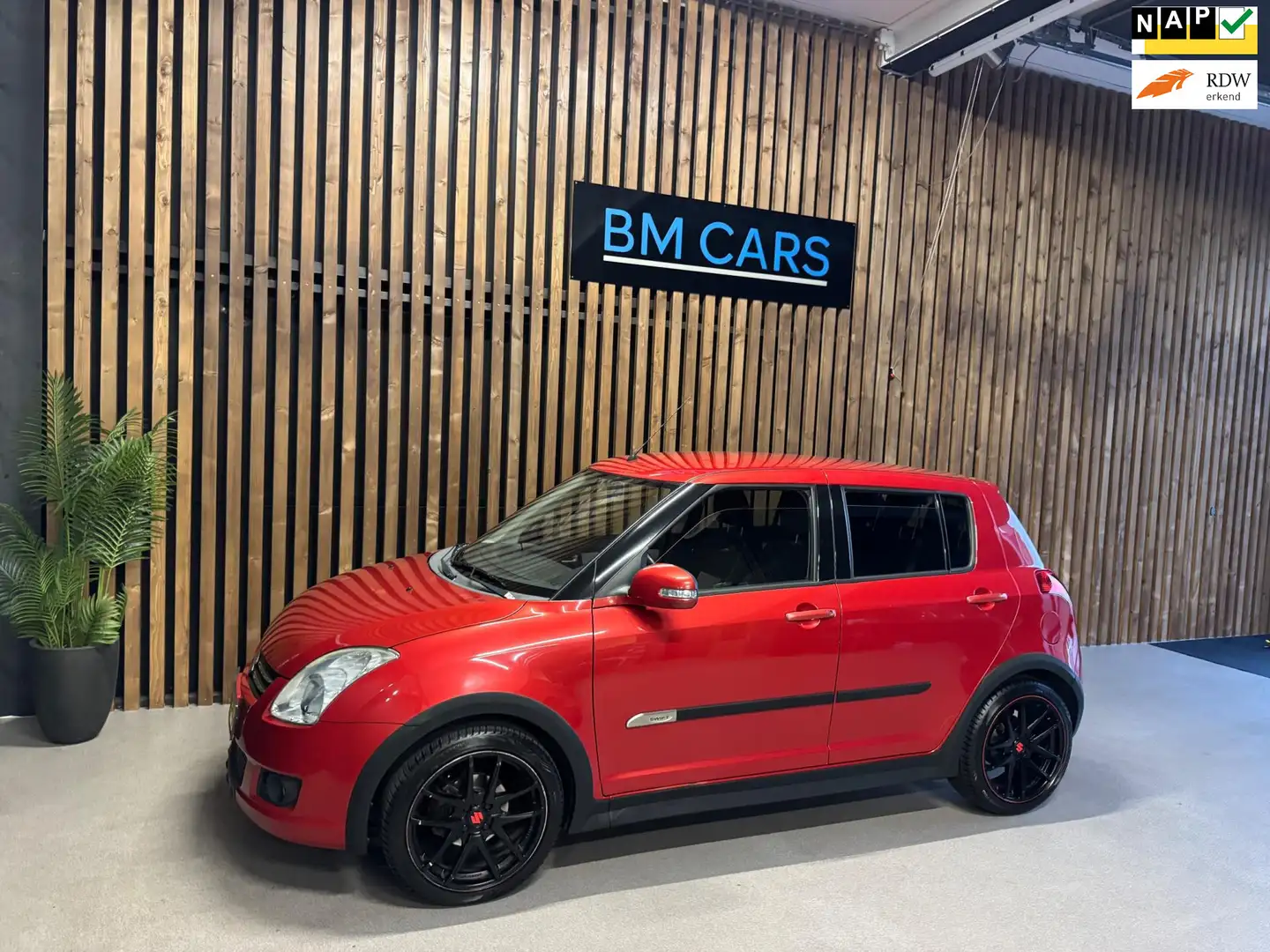 Suzuki Swift 1.3 Limited Airco, Sport, Nap Km Rood - 1