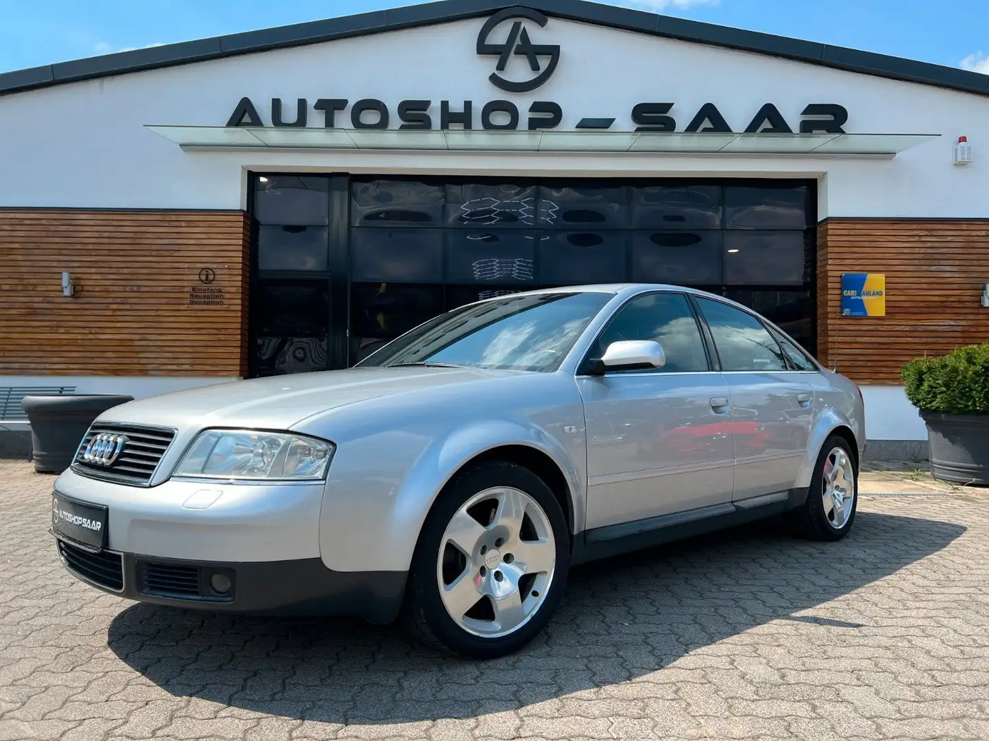 Audi A6 4.2  quattro Topzustand/LEDER/NAVI/TÜV NEU Silber - 1