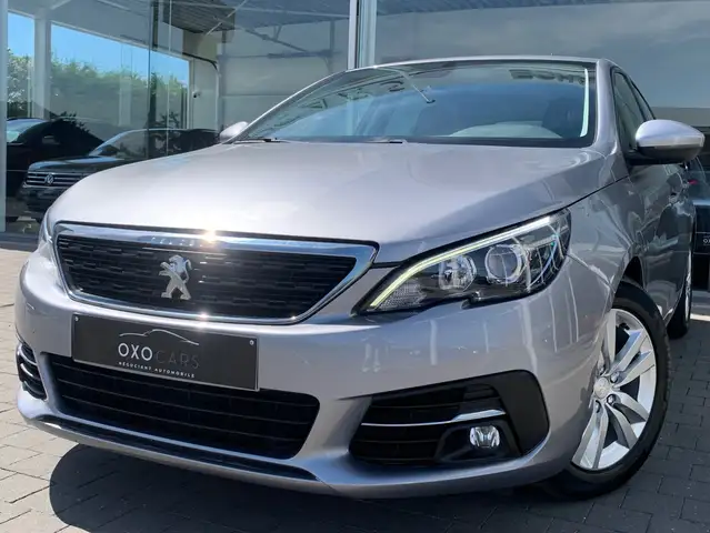 Peugeot 308 1.5 HDi 130CV / PACK STYLE / GPS / CARPLAY / CLIM AUTO / CRUISE / KEYLESS GO / LED / RADAR DE RECUL / TVA * BTW