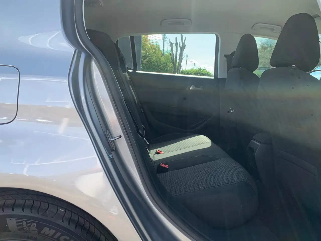 Peugeot 308 1.5 HDi 130CV / PACK STYLE / GPS / CARPLAY / CLIM AUTO /, миниатюра 11