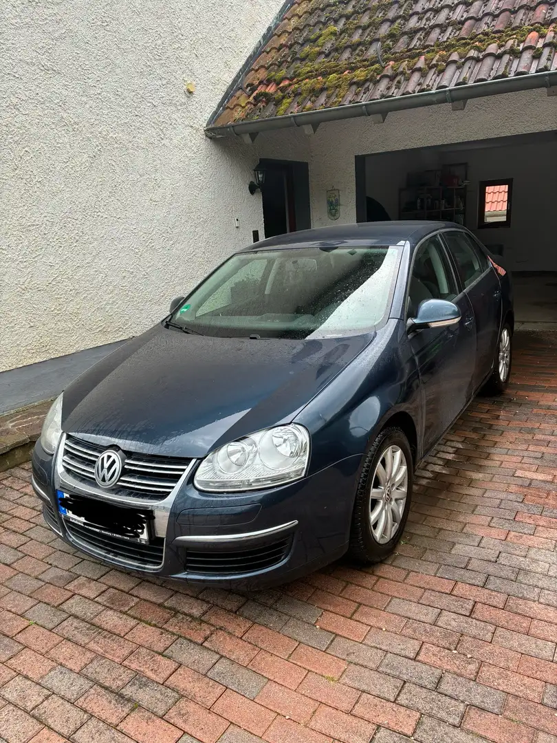 Volkswagen Jetta Trendline Синій - 1