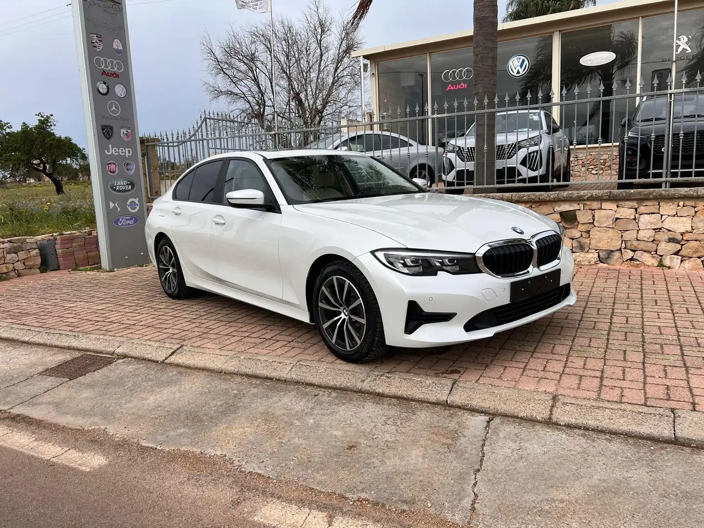 BMW 318 318d Sport Bianco - 1