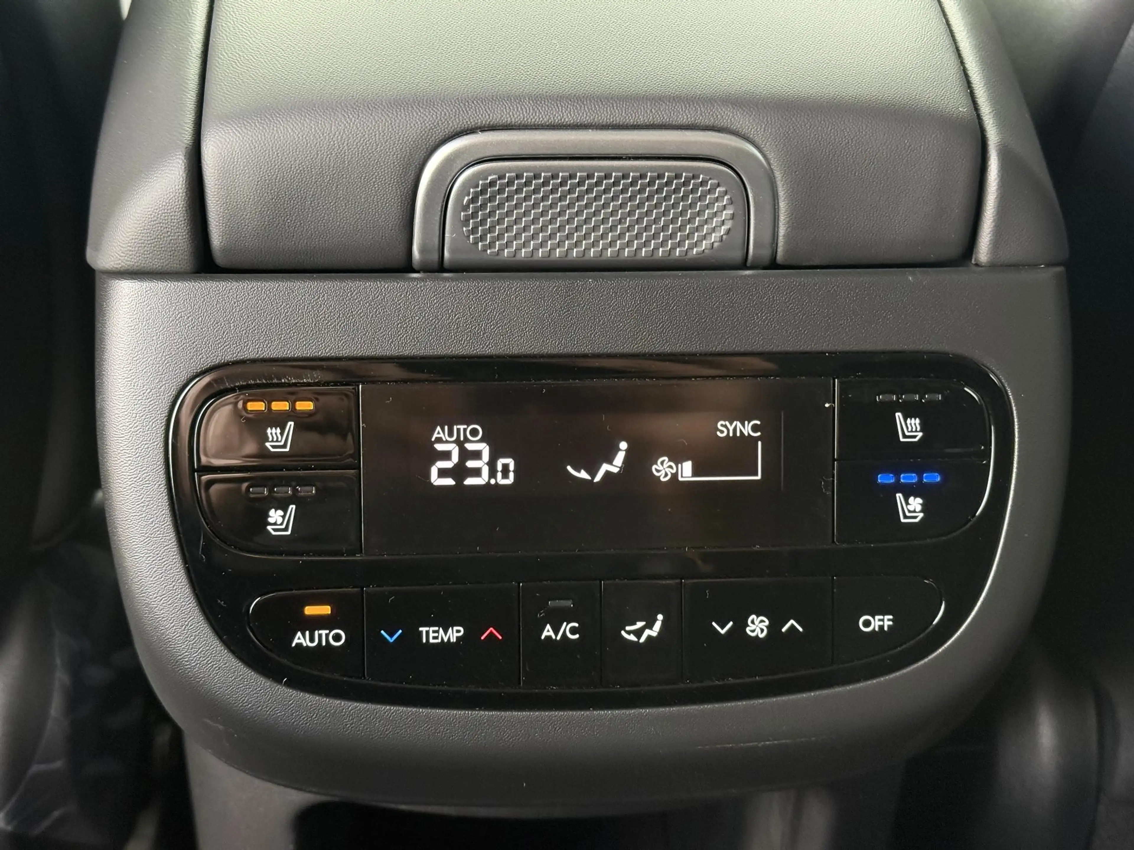 Hyundai IONIQ 9 Lounge AWD 7p. 110.3 kWh / Demo voordeel Direct b — photo 25