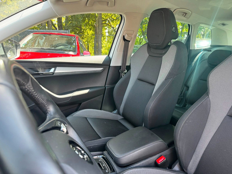 Skoda Karoq Clever 4x4 — photo 8
