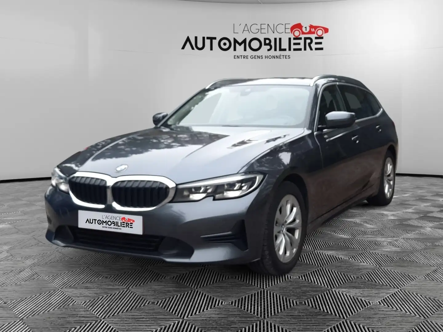 BMW 318 Touring156CH Boite auto/ Garantie 12 Mois Gris - 1