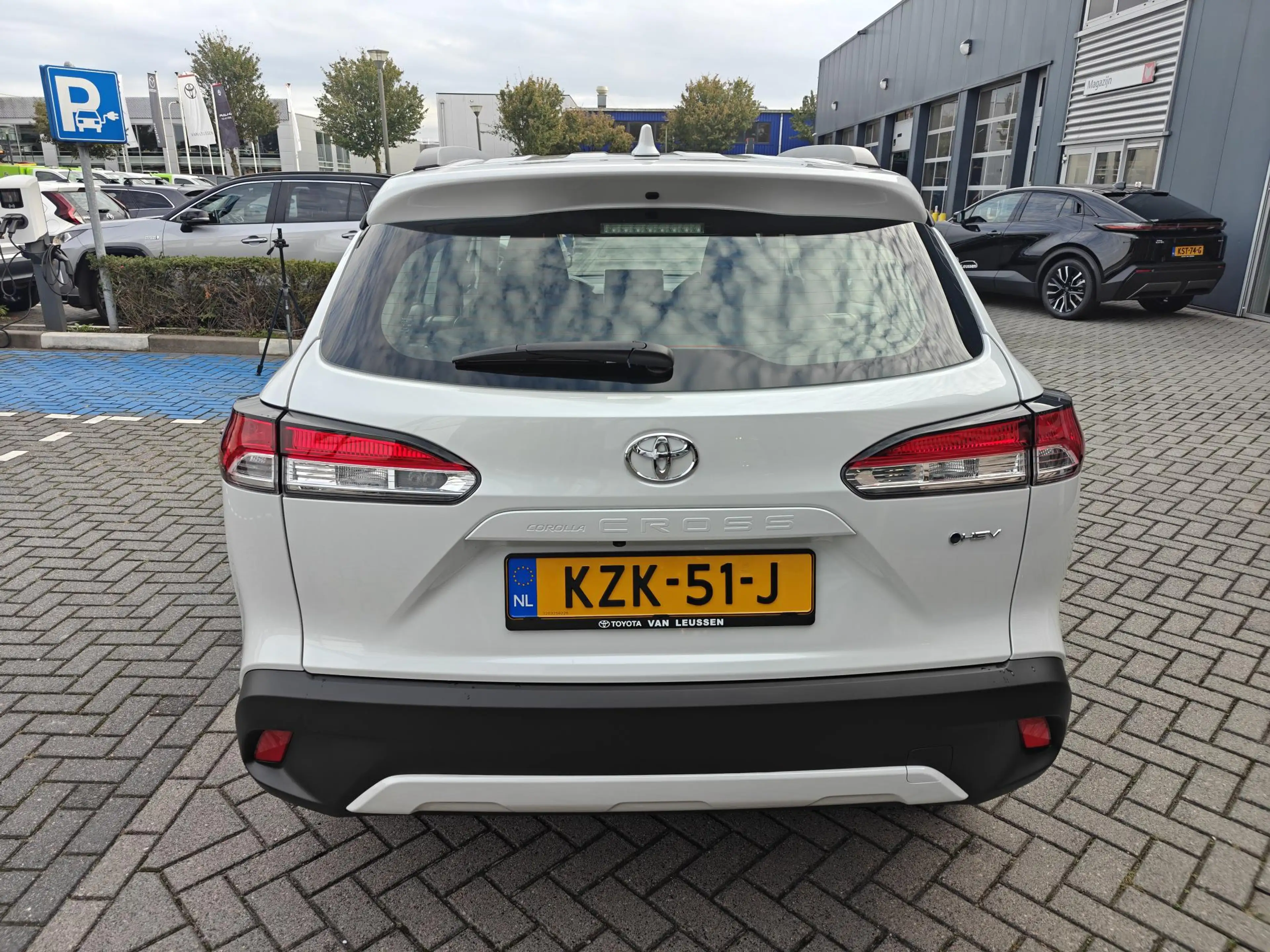 Toyota Corolla Cross Hybrid 140 NIEUW DIRECT LEVERBAAR HOGE KORTING MEE — photo 7