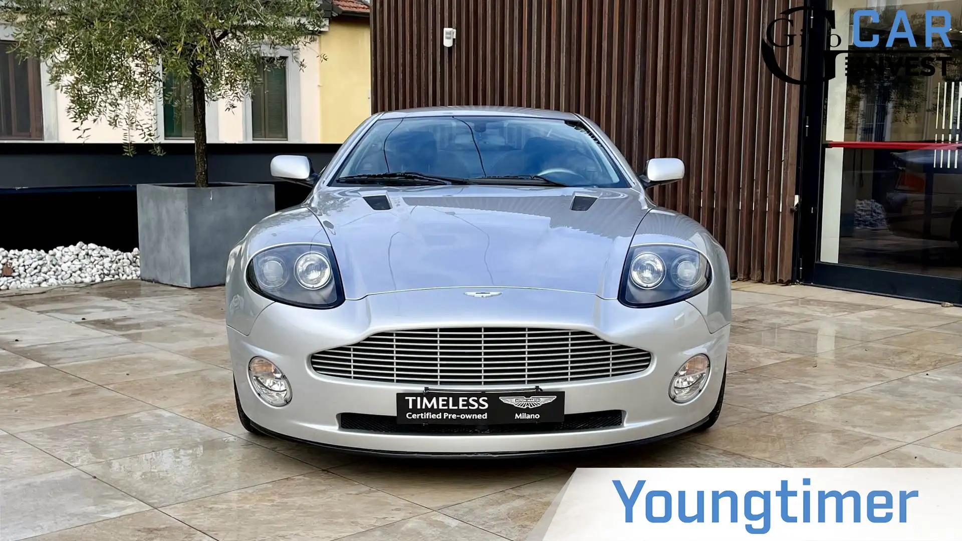Aston Martin Vanquish Coupe 6.0 V12 Argento - 2