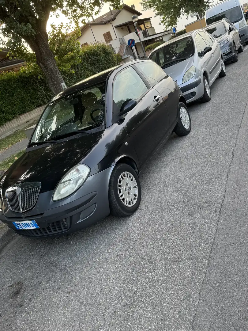 Lancia Ypsilon 1.2 8v - 1