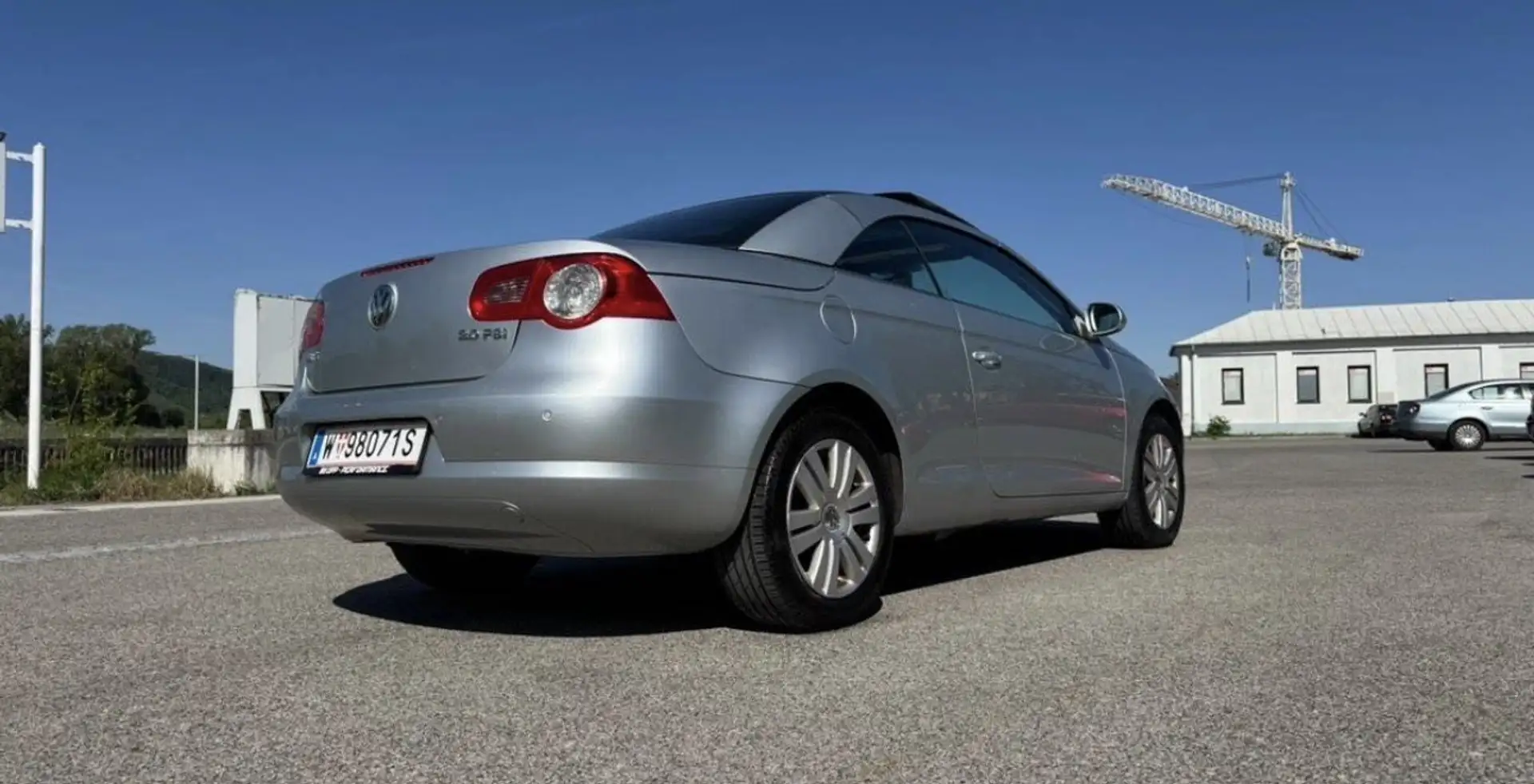 Volkswagen Eos 2,0 FSI - 2