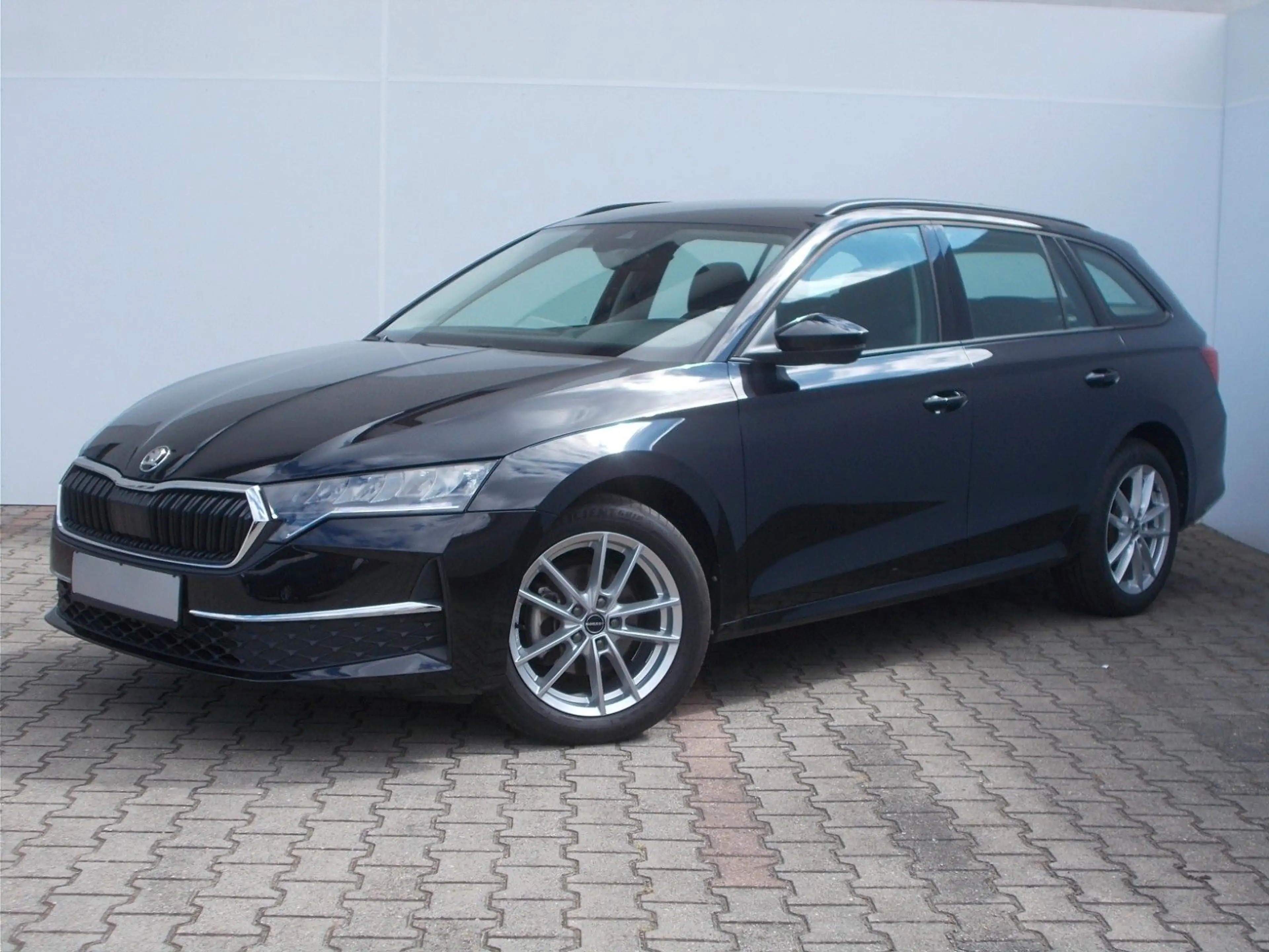 Skoda Octavia Combi Selection  * LED * AHK * DAB * DSG — photo 2