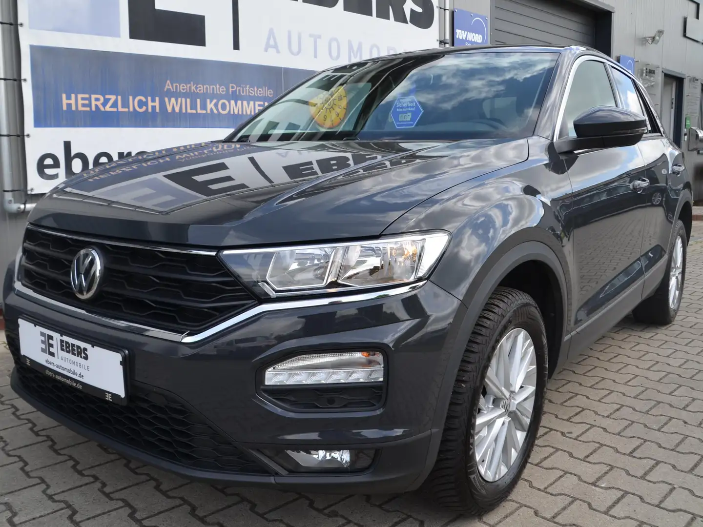 Volkswagen T-Roc 1.0 TSI PDC/SZHG/LANE/APP/WINTERPAKET/MFL - 1