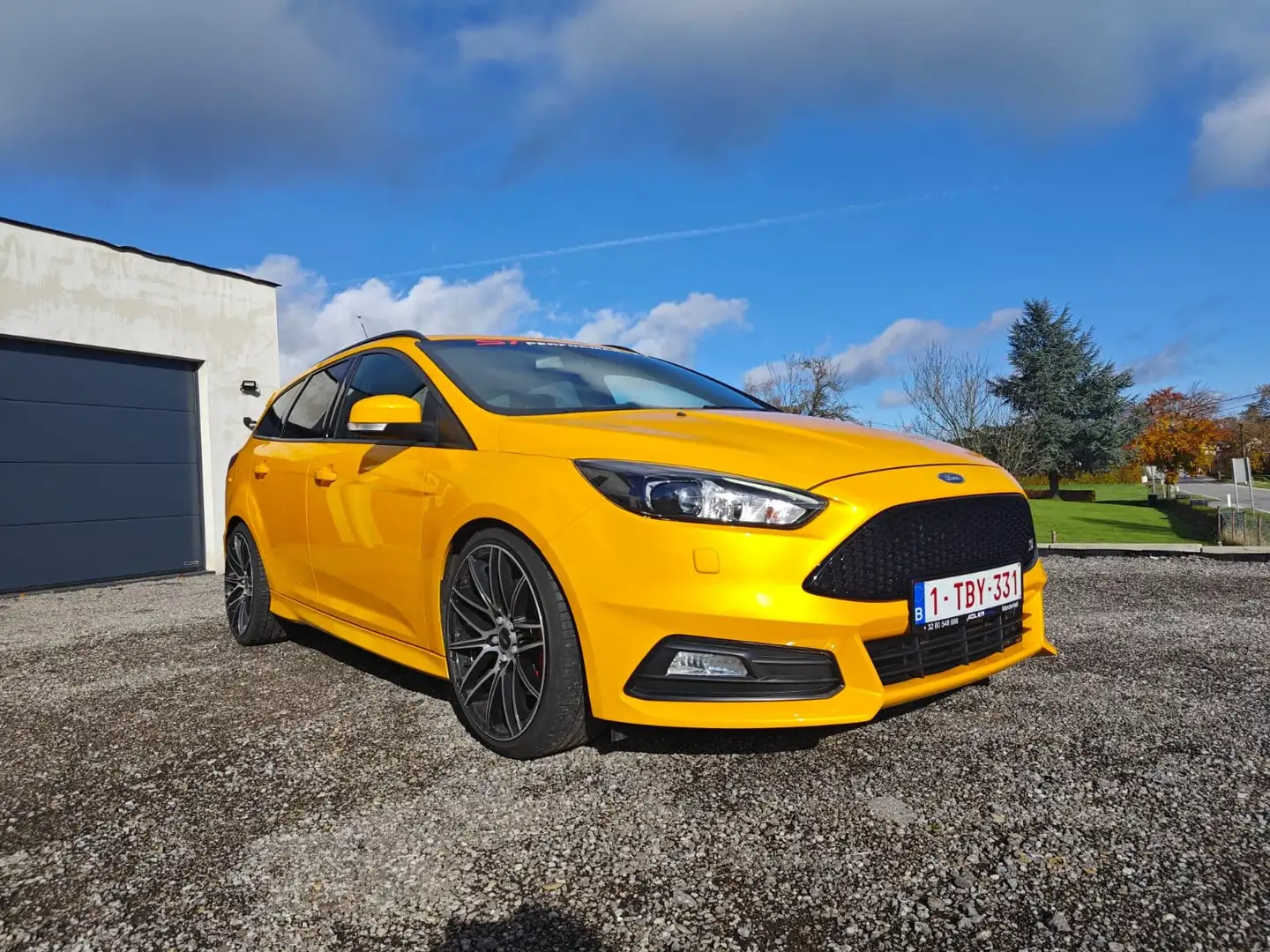 Ford Focus FOCUS ST 2 - 2.0 TDCi - Kombi / Turnier žuta - 1