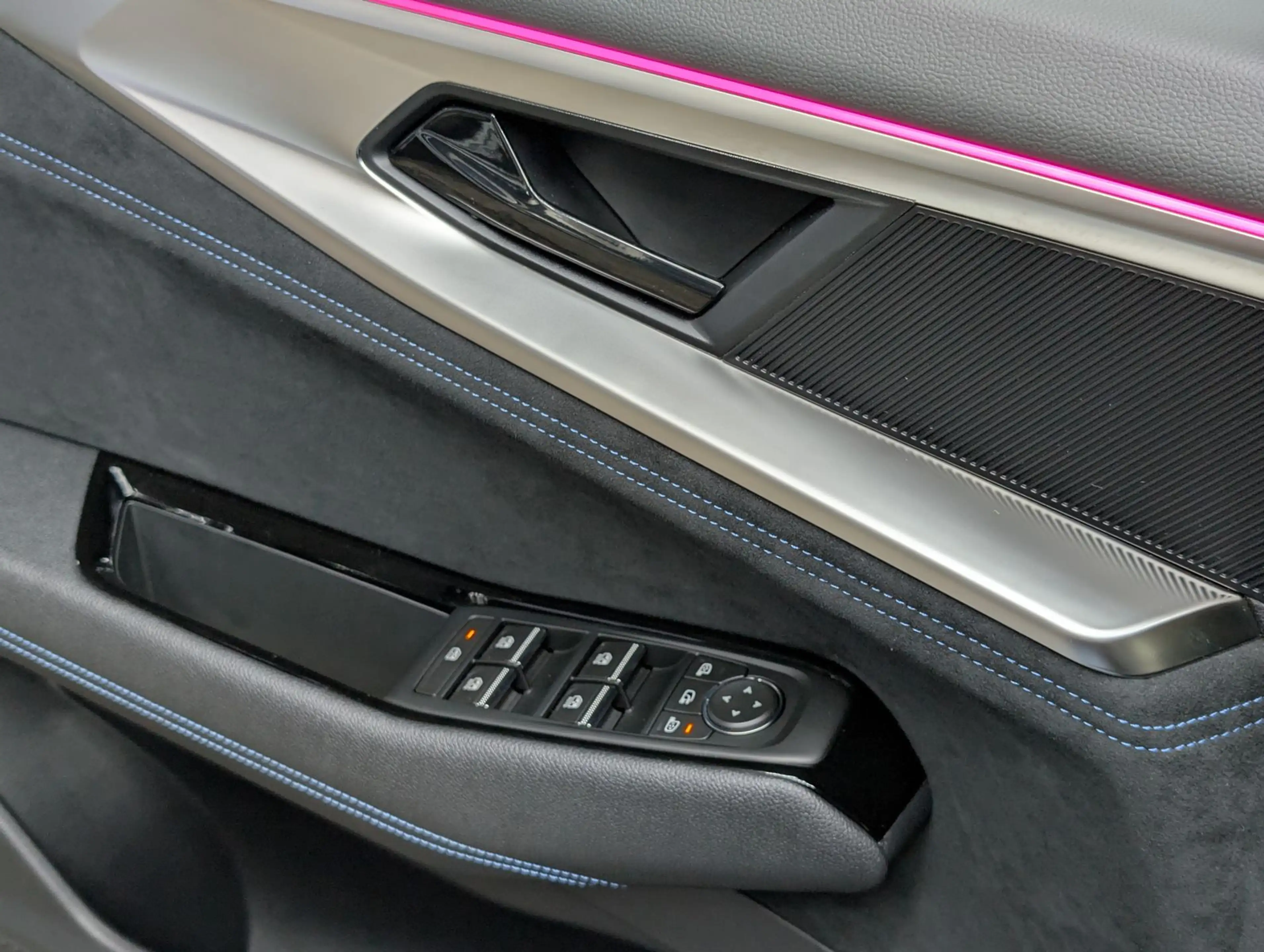 Renault Espace Esprit Alpine E-Tech Hybrid ACC*LEDER*7Si — photo 11
