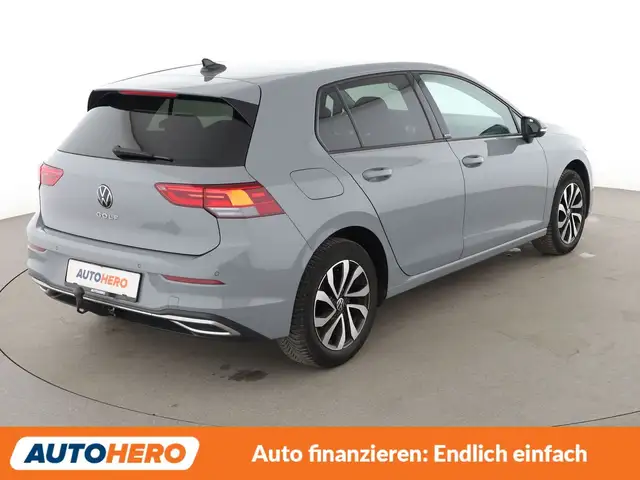 Volkswagen Golf view 6