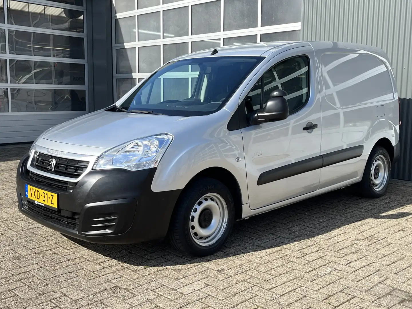Peugeot Partner 120 1.6 HDi 10x voorradig Marge Airco Btw / Bpm vi Grijs - 2