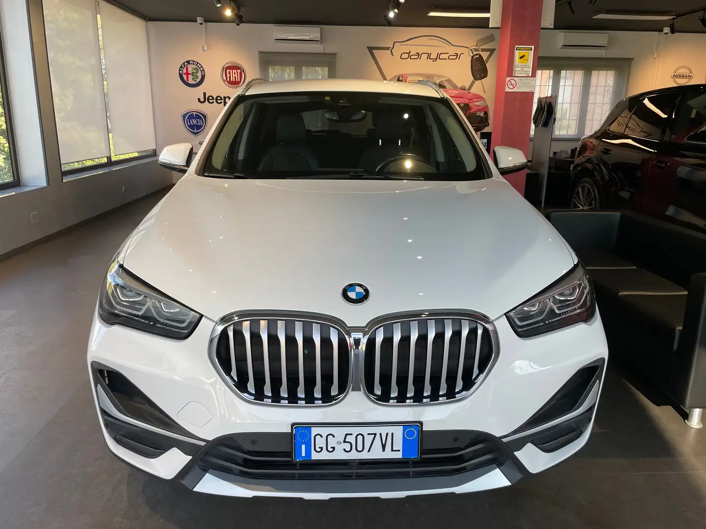 BMW X1 X1 F48 2019 xdrive18d xLine Plus auto Bianco - 2
