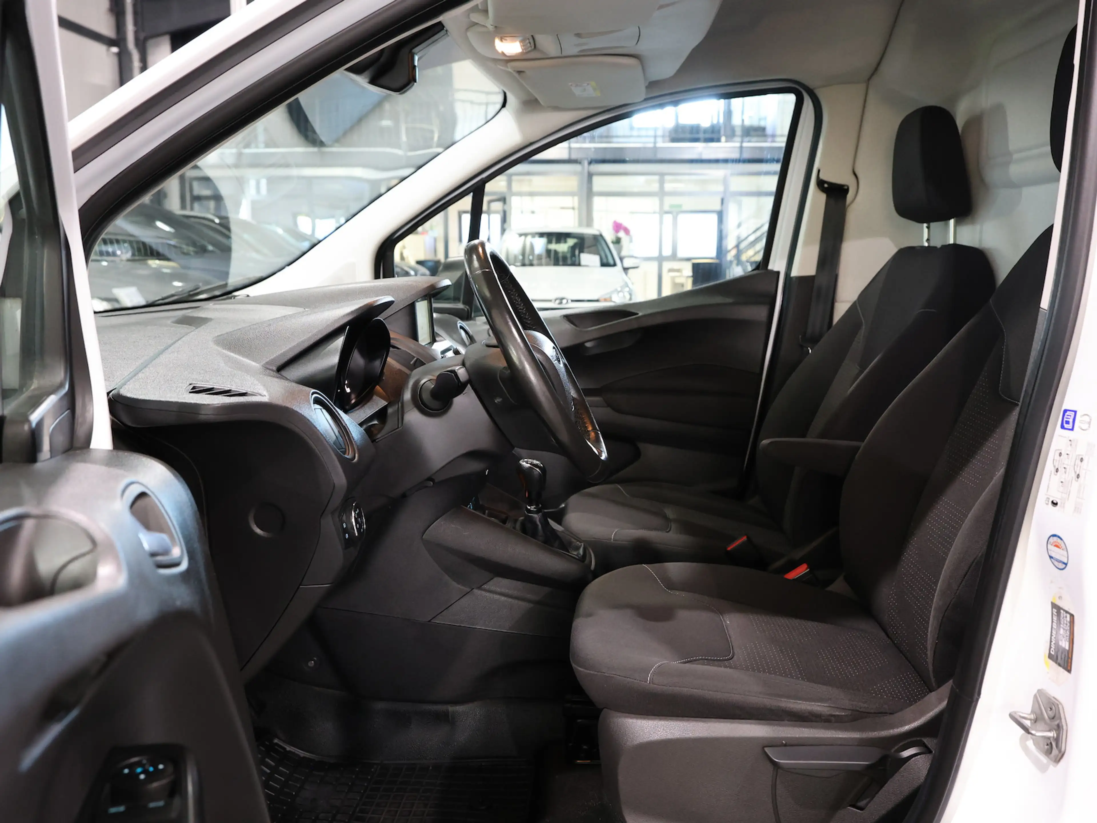 Ford Transit Courier KASTEN 1.0 EB / WERKSTATTSCHRANK — photo 13
