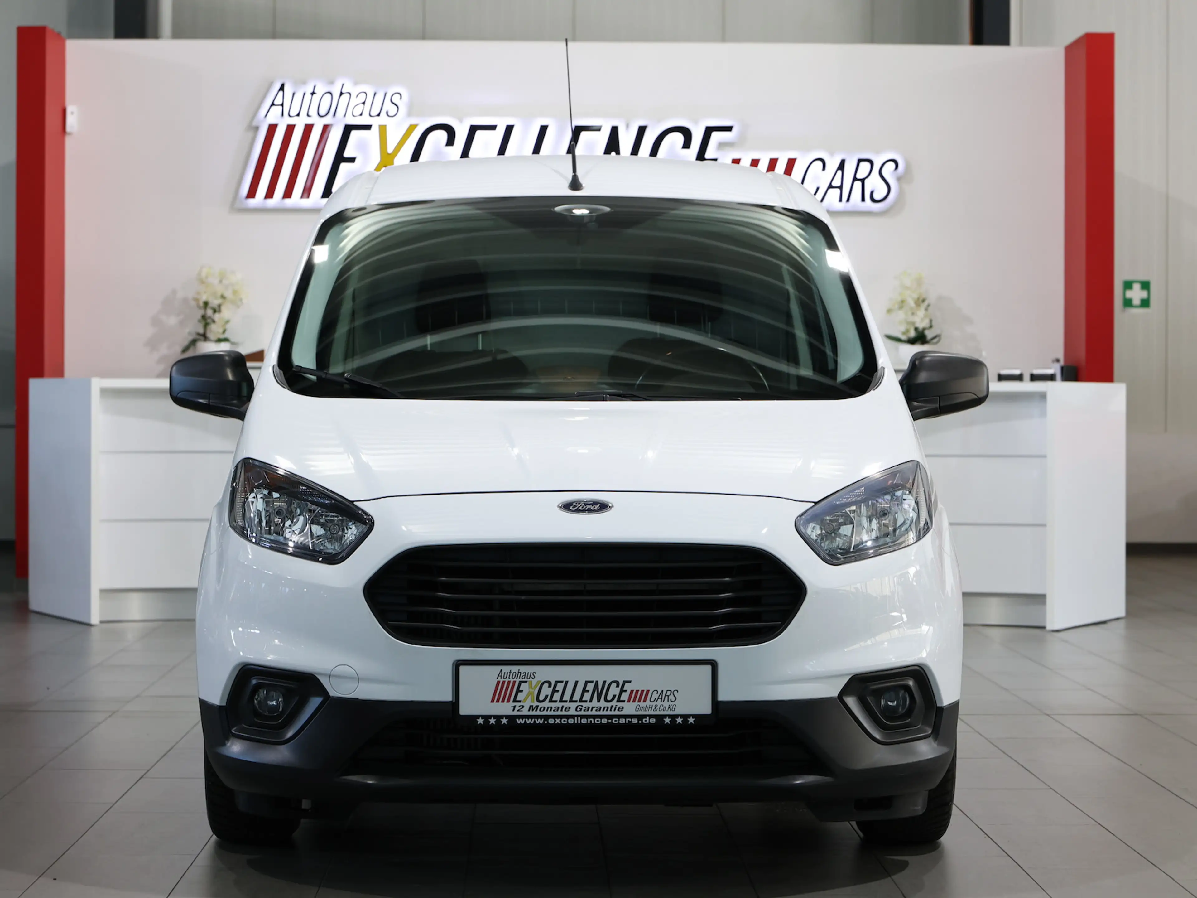 Ford Transit Courier KASTEN 1.0 EB / WERKSTATTSCHRANK — photo 6