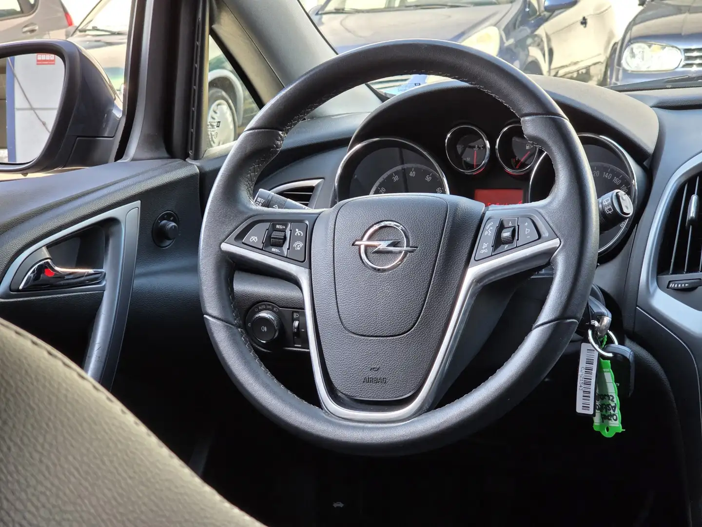 Opel Astra 1.6 Cosmo |Airco|Cruise Control|PDC|El Pakket|APK Grijs - 2