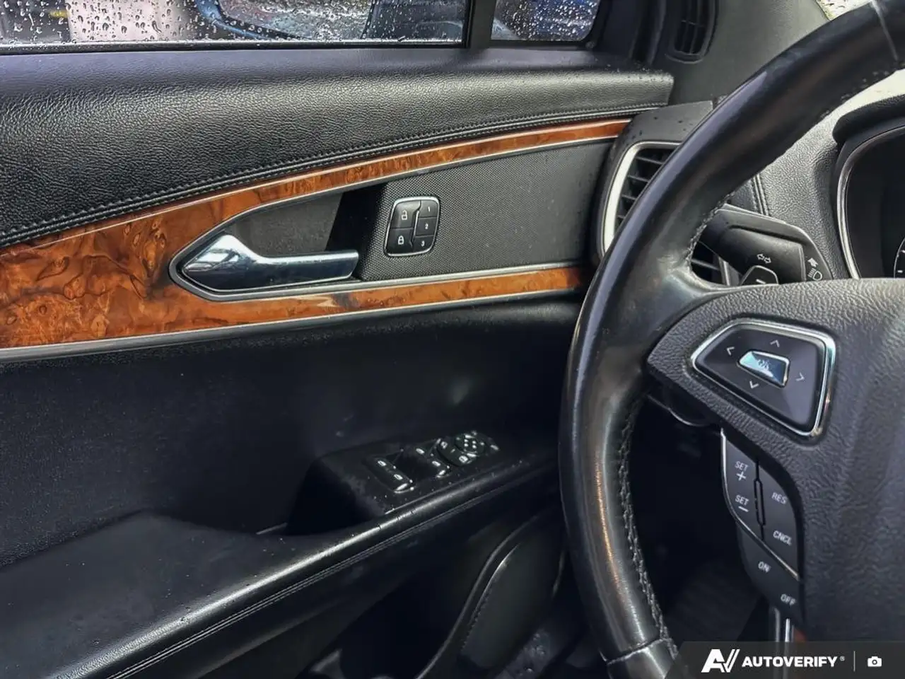 Lincoln MKX снимка Lincoln MKX