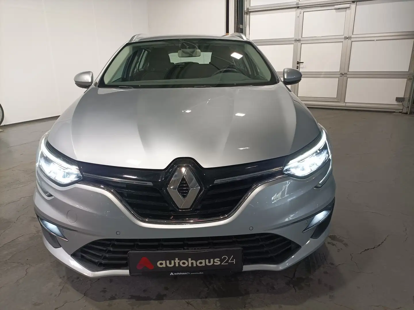 Renault Megane IV 1.5 dCi Grandt. Business Ed|Navi|LED Grau - 2