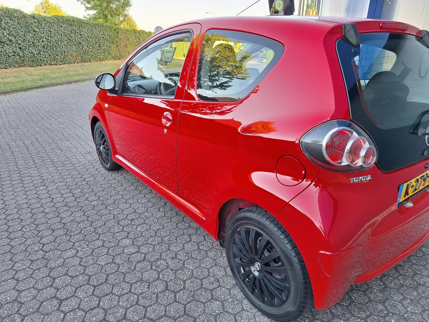 Toyota Aygo Aygo 1.0-12V Cool   73.635km - 2