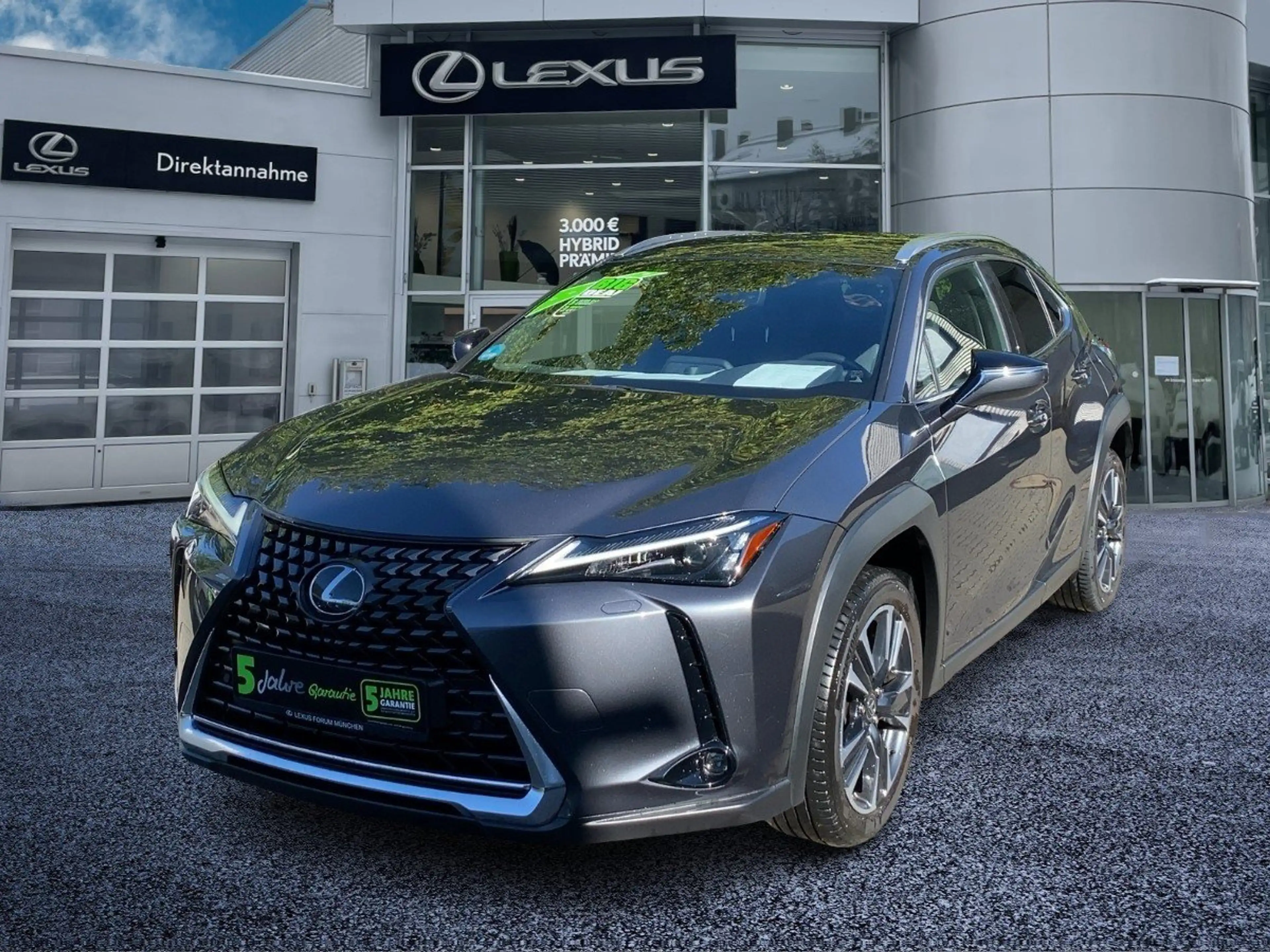 Lexus UX 250h UX 250 h Style Edition zuverlässiger Crossover — photo 2