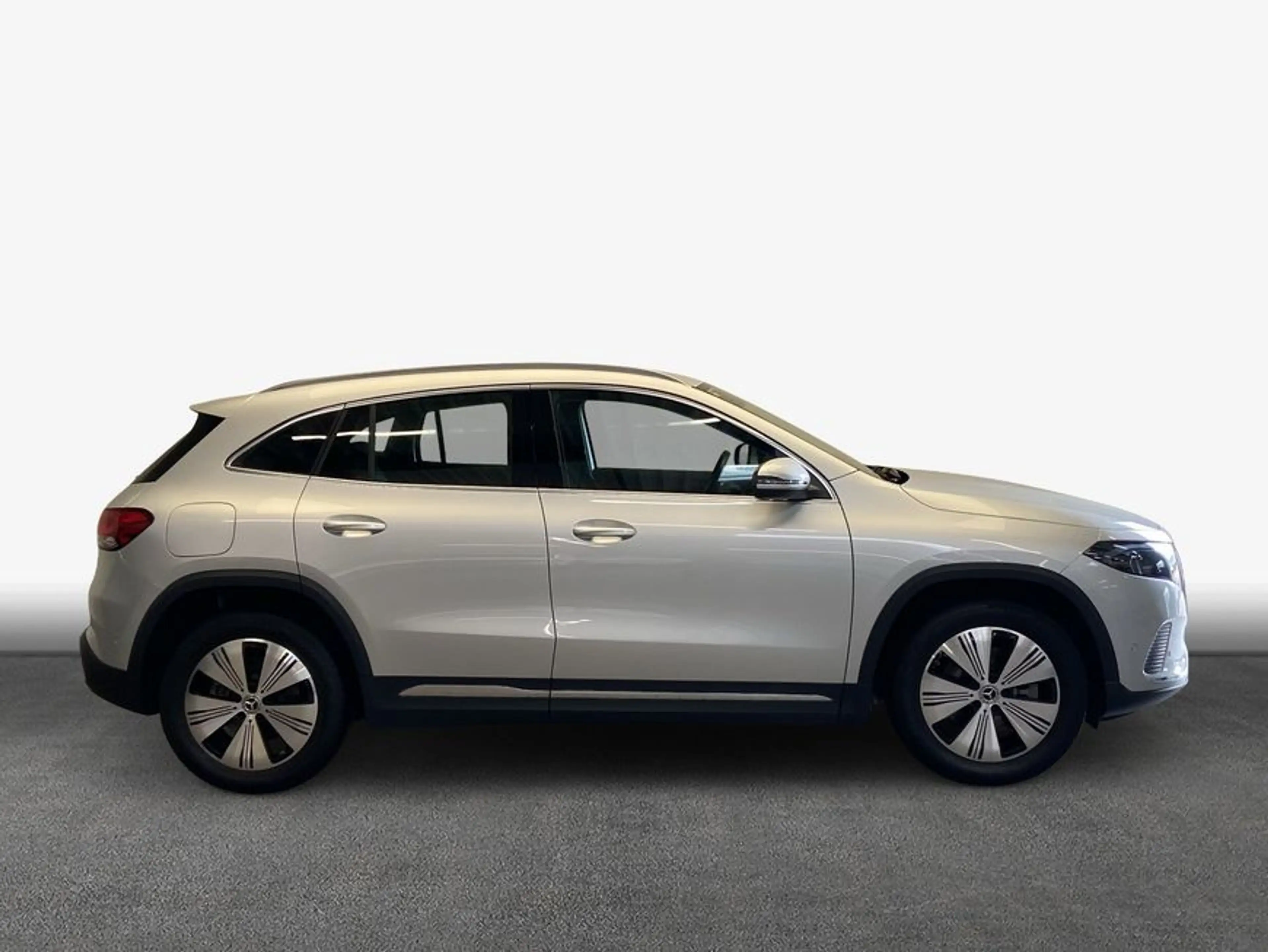 Mercedes-Benz EQA 300 EQA — photo 4