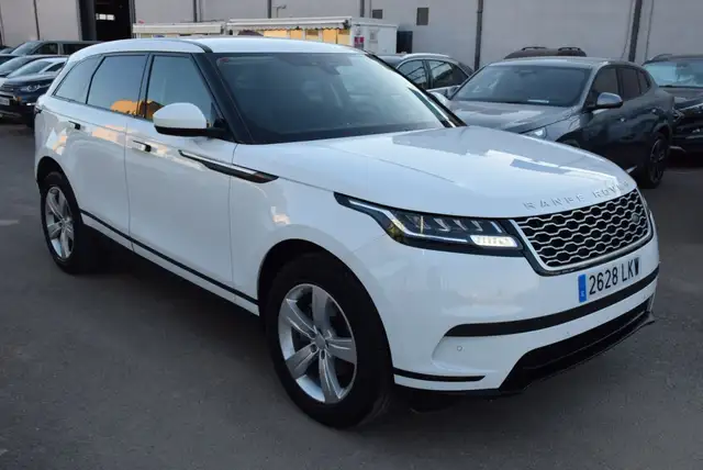 Land Rover Range Rover Velar 2.0D Standard 4WD Aut. 180