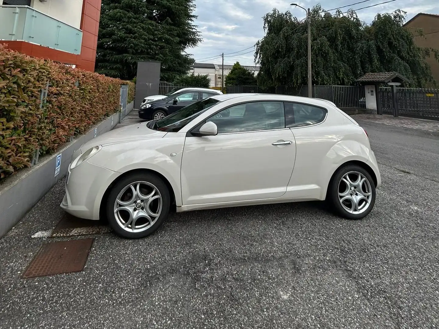 Alfa Romeo MiTo MiTo 2008 1.3 jtdm-2 Distinctive Bianco - 2