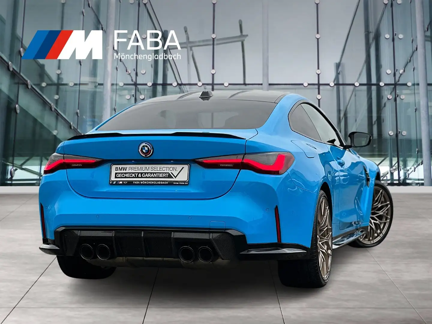 BMW M4 Competition M xDrive Coupé Individual Blau - 2