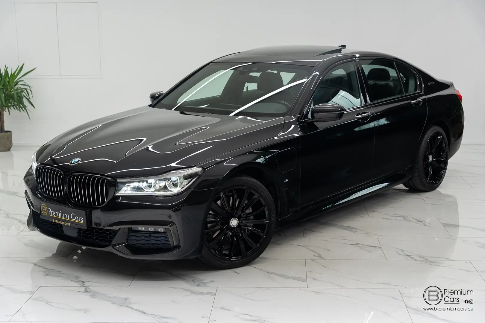 BMW 740 e iPerformance M Pack! Pano, Acc, Memory, Ipad! Czarny - 2