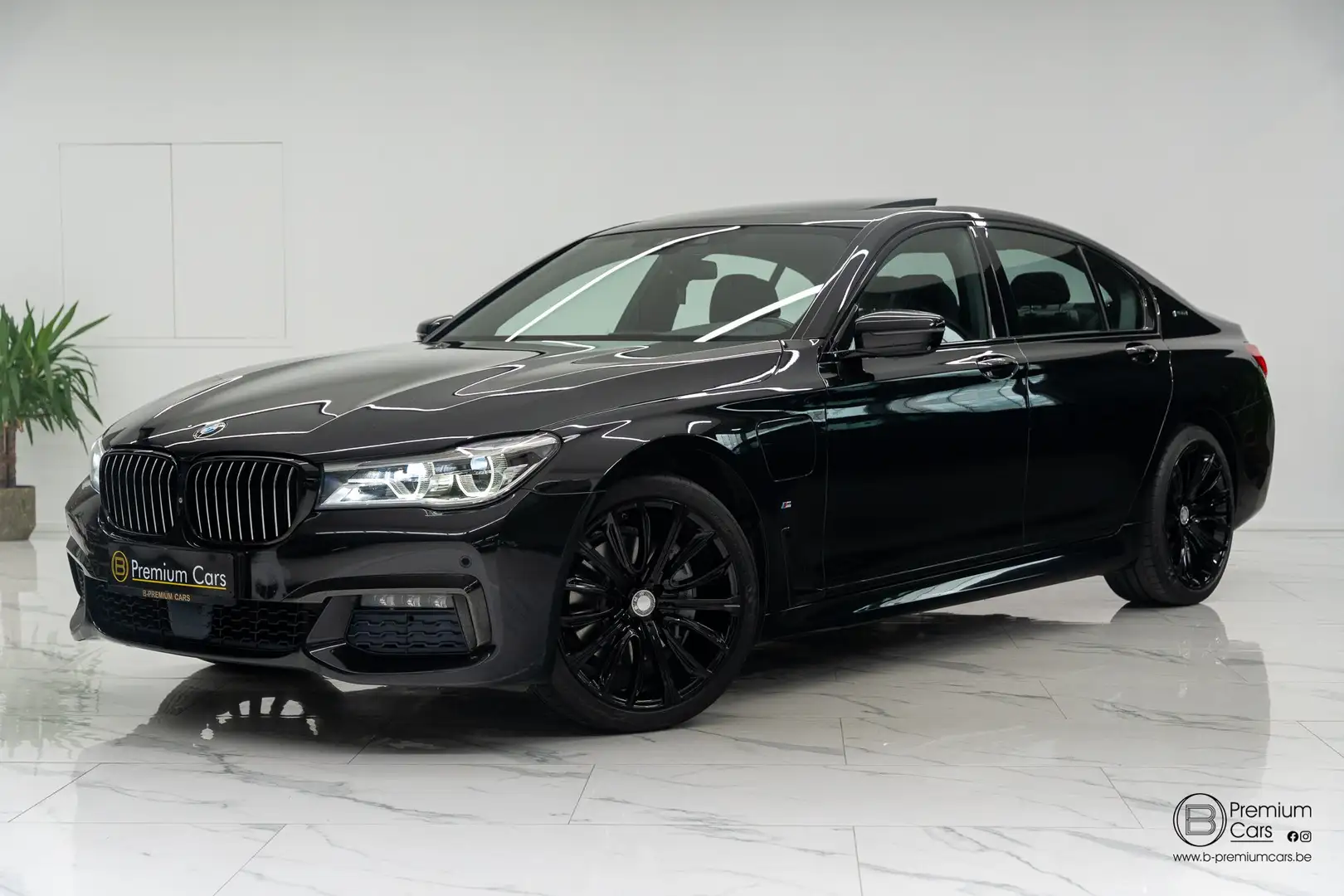 BMW 740 e iPerformance M Pack! Pano, Acc, Memory, Ipad! Czarny - 1