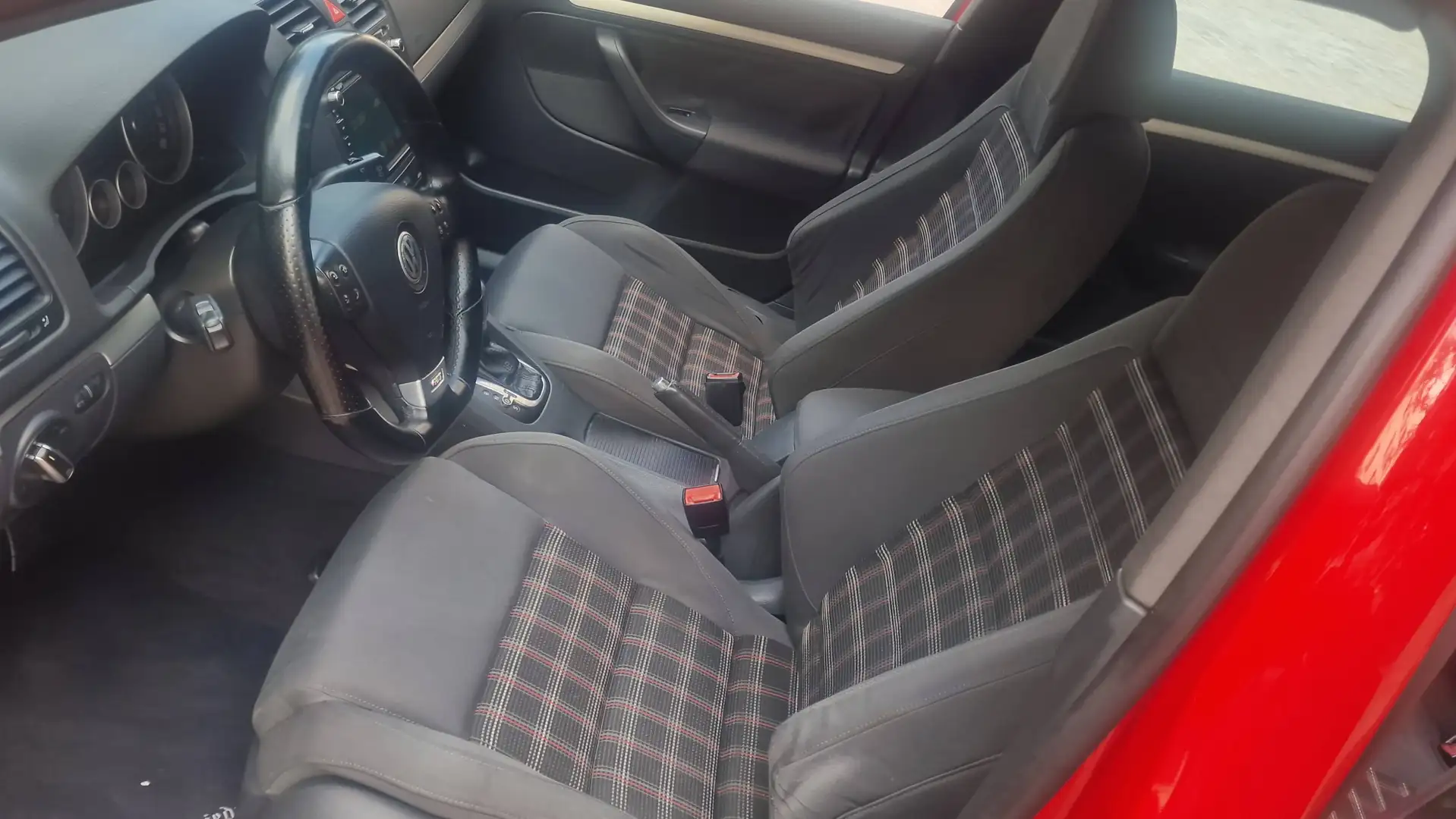 Volkswagen Golf GTI GTI Golf 2.0 TFSI GTI DSG Rojo - 2