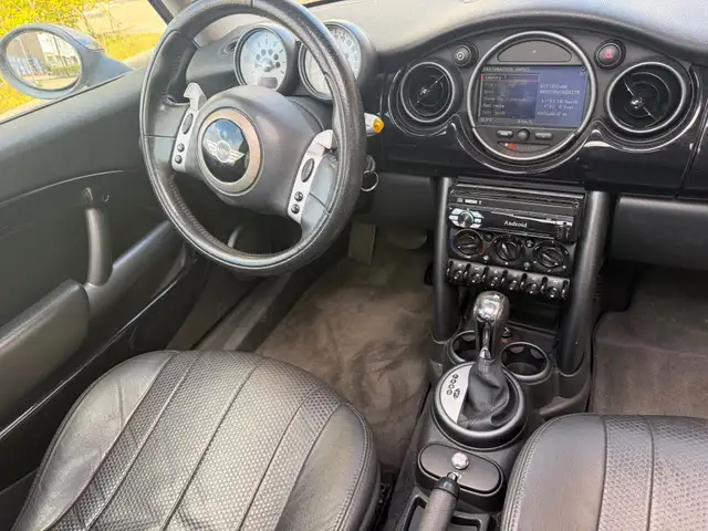 Mini Hatch view 2