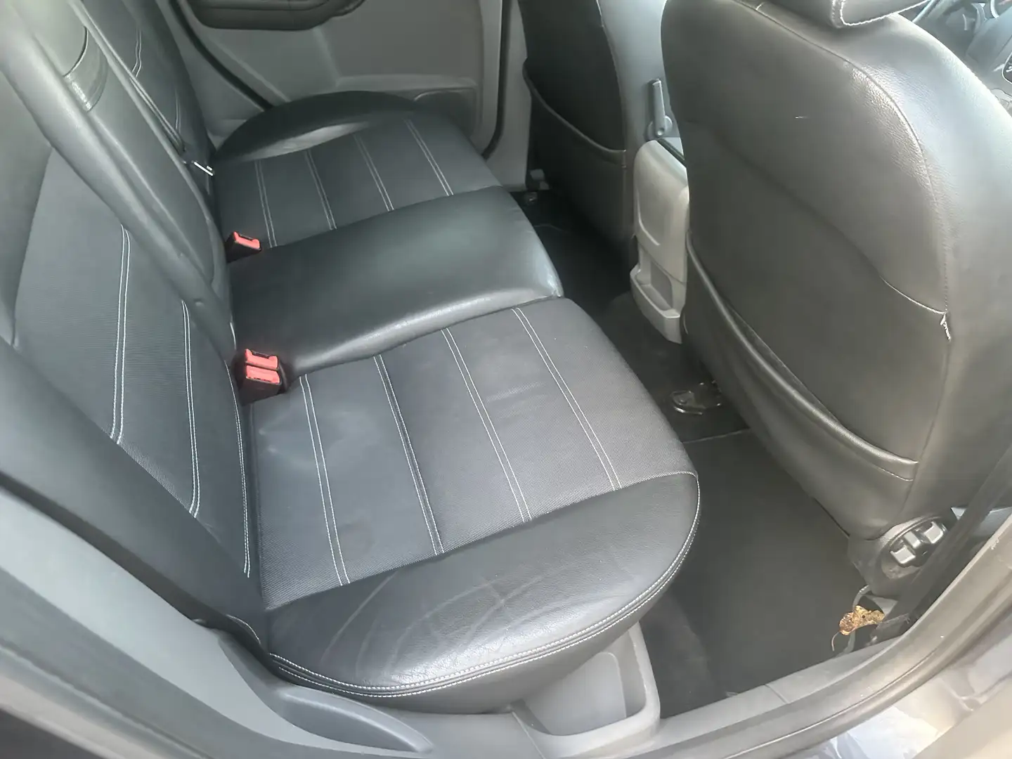 Ford Focus Style Wagon 1.6 tdci Titanium 90cv Grigio - 2