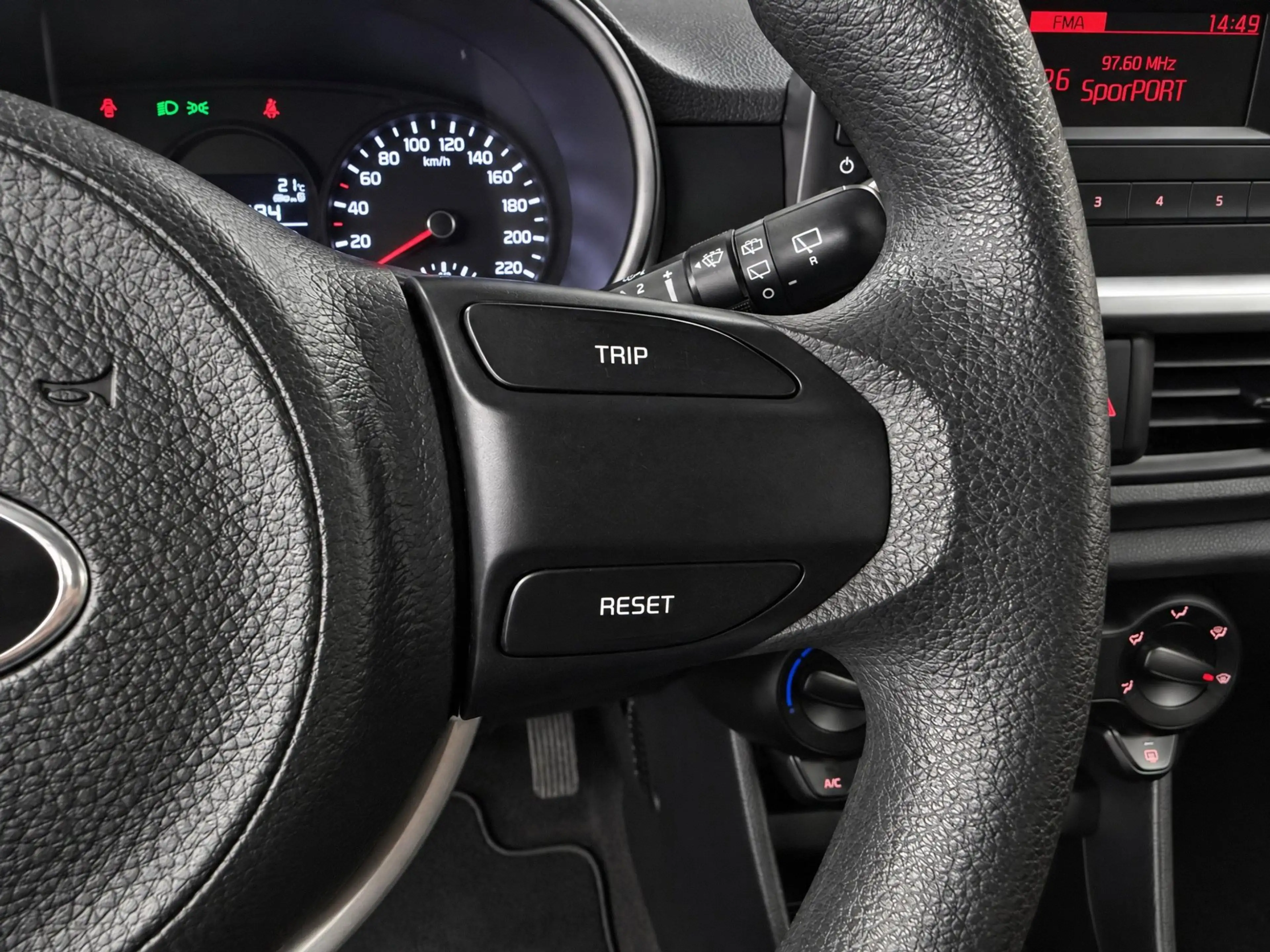 Kia Picanto 1.0 CVVT EconomyPlusLine — photo 6