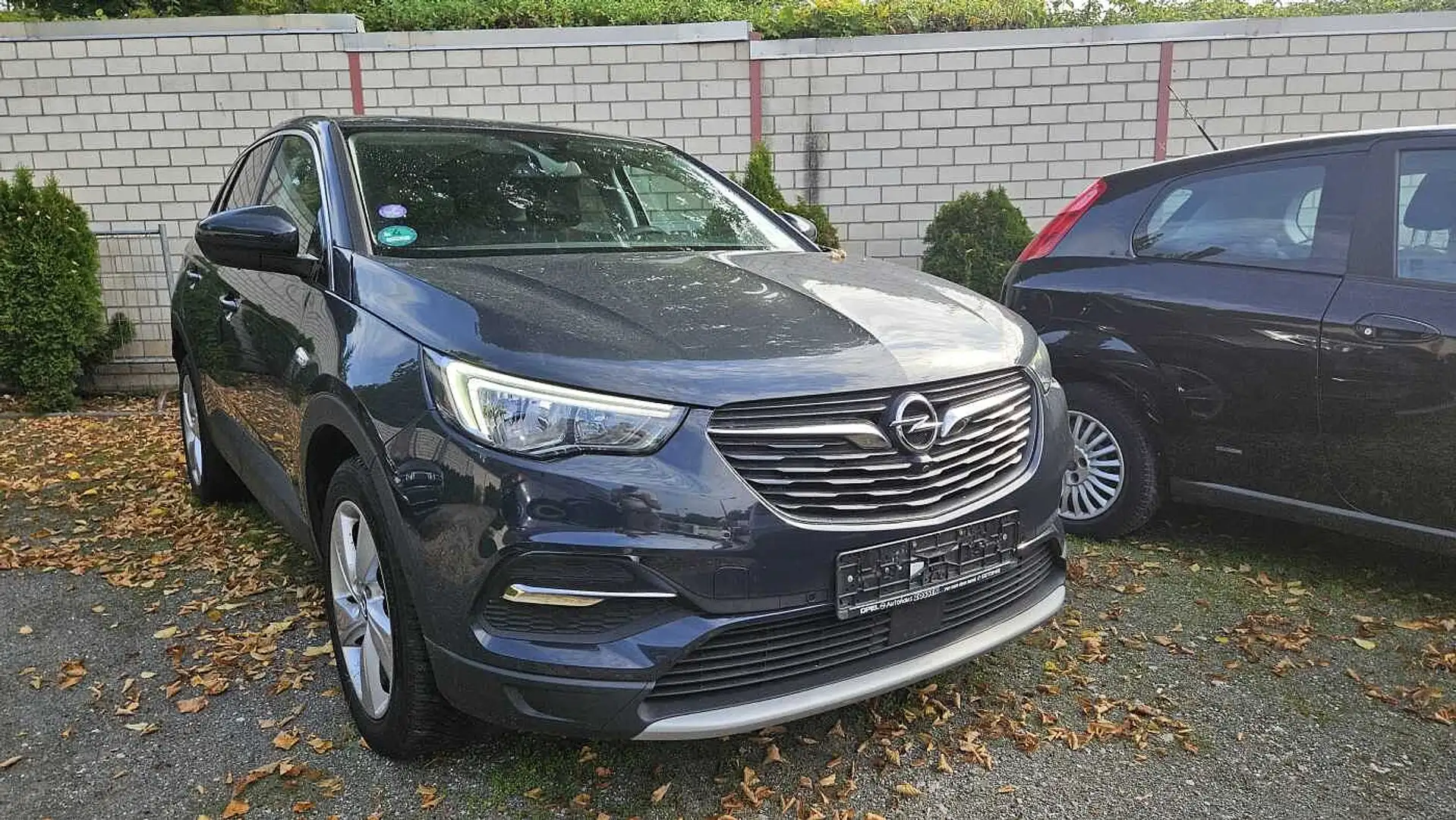 Opel Grandland X X 1.2 Start/Stop Business INNOVATION Noir - 1