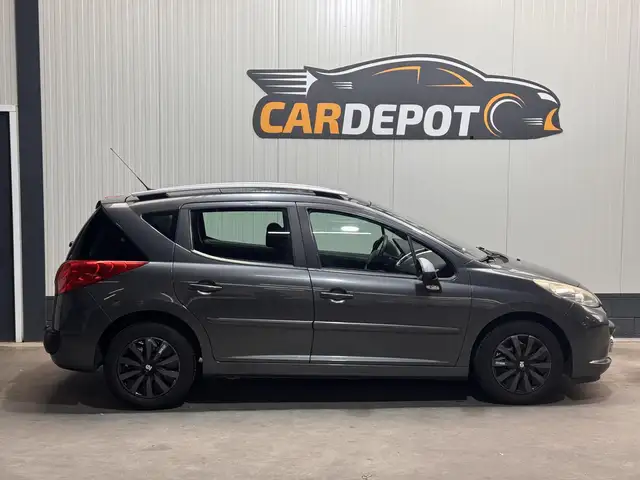 Peugeot 207 view 4