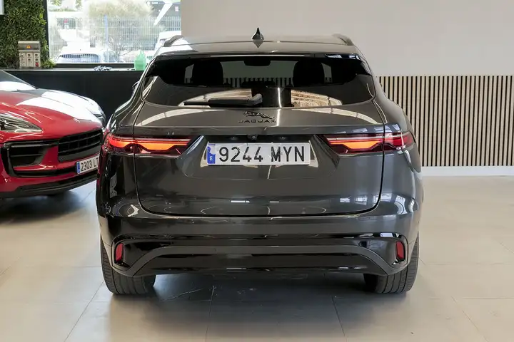 Jaguar F-Pace 2024, foto 10