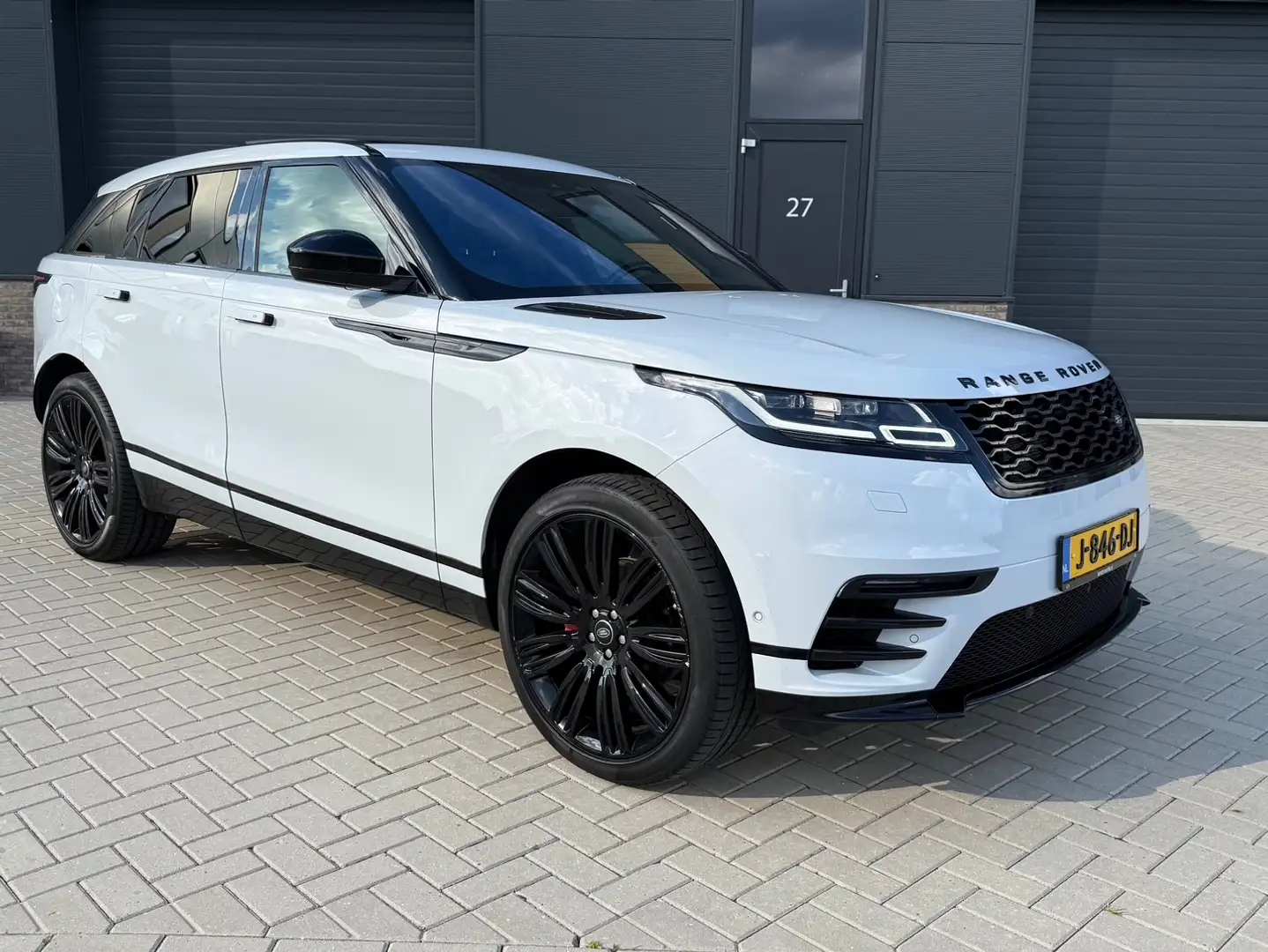 Land Rover Range Rover Velar 2.0 P250 Turbo AWD R-Dynamic SE Panoramadak / 22 I Weiß - 2