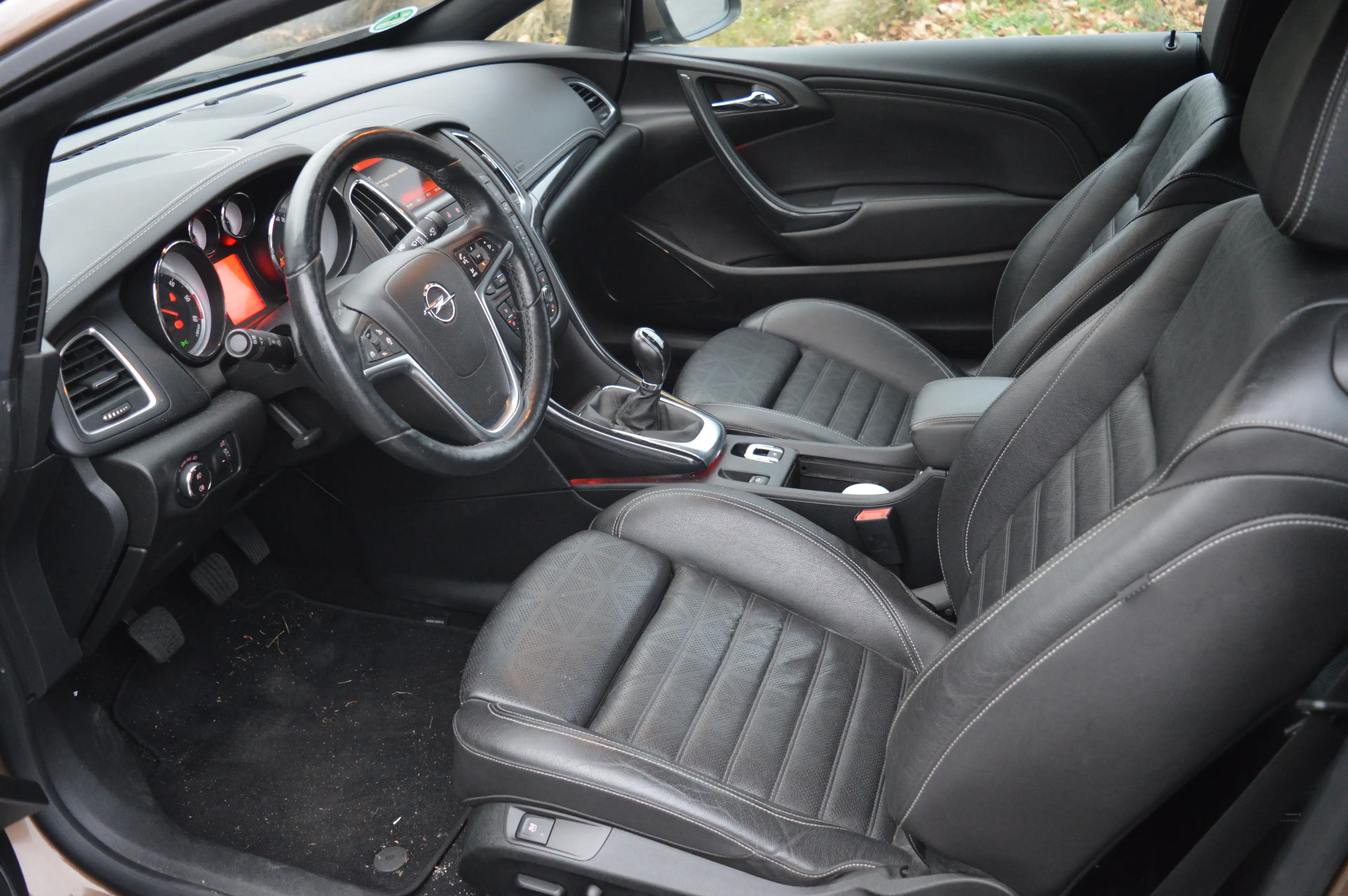Opel Cascada Diesel 2.0 D (CDTi ecoFLEX) Start/Stop Innovation — photo 10