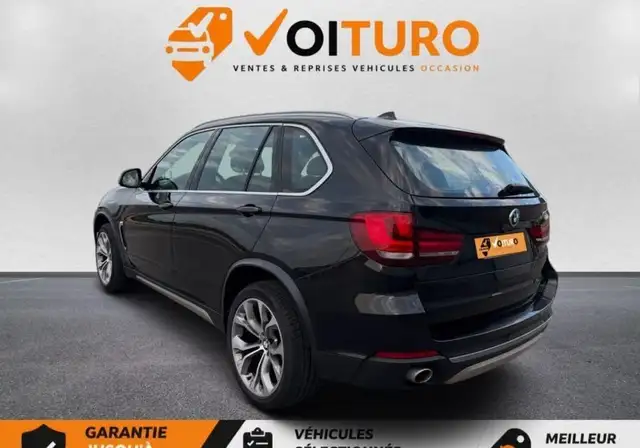 BMW X5 view 3