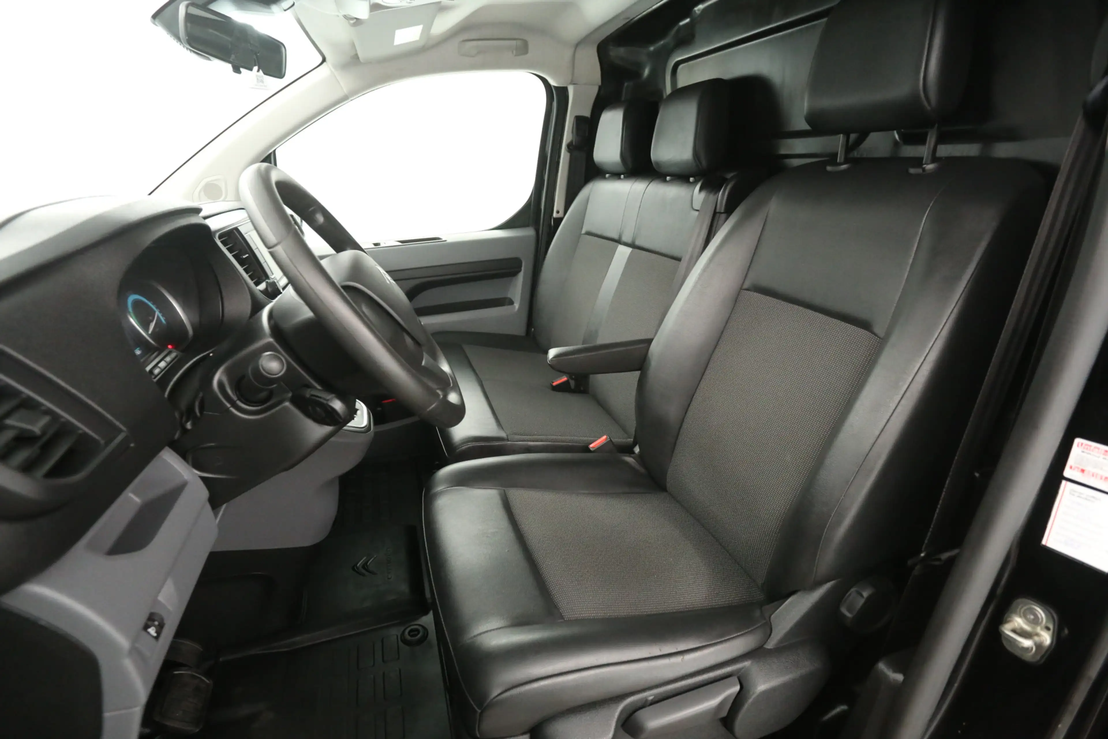 Peugeot e-Expert Citroën e-Jumpy L2H1 75 kWh | Snelladen | SOH 90% — photo 12