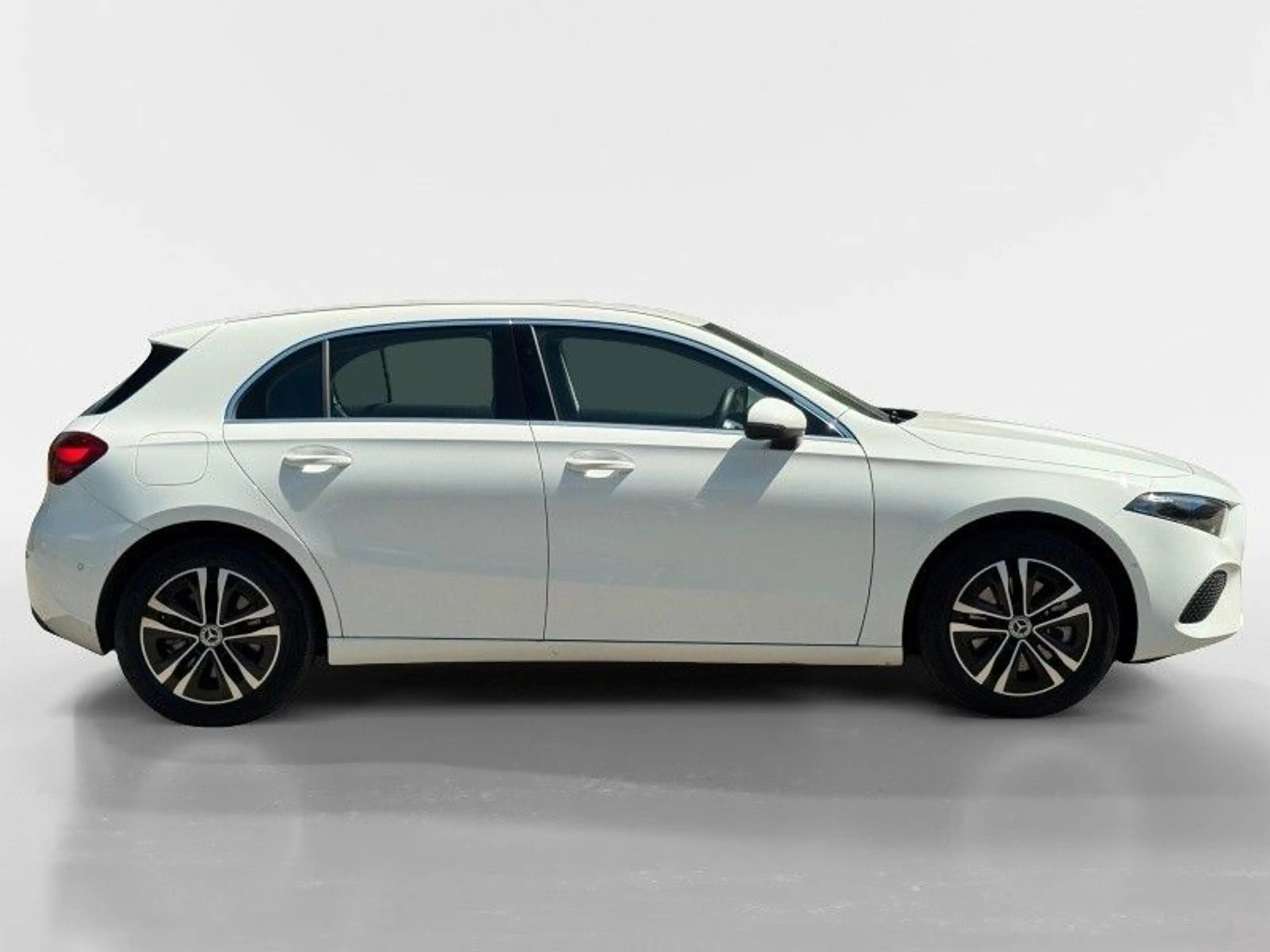 Mercedes-Benz A 250 A A 250 e — photo 7