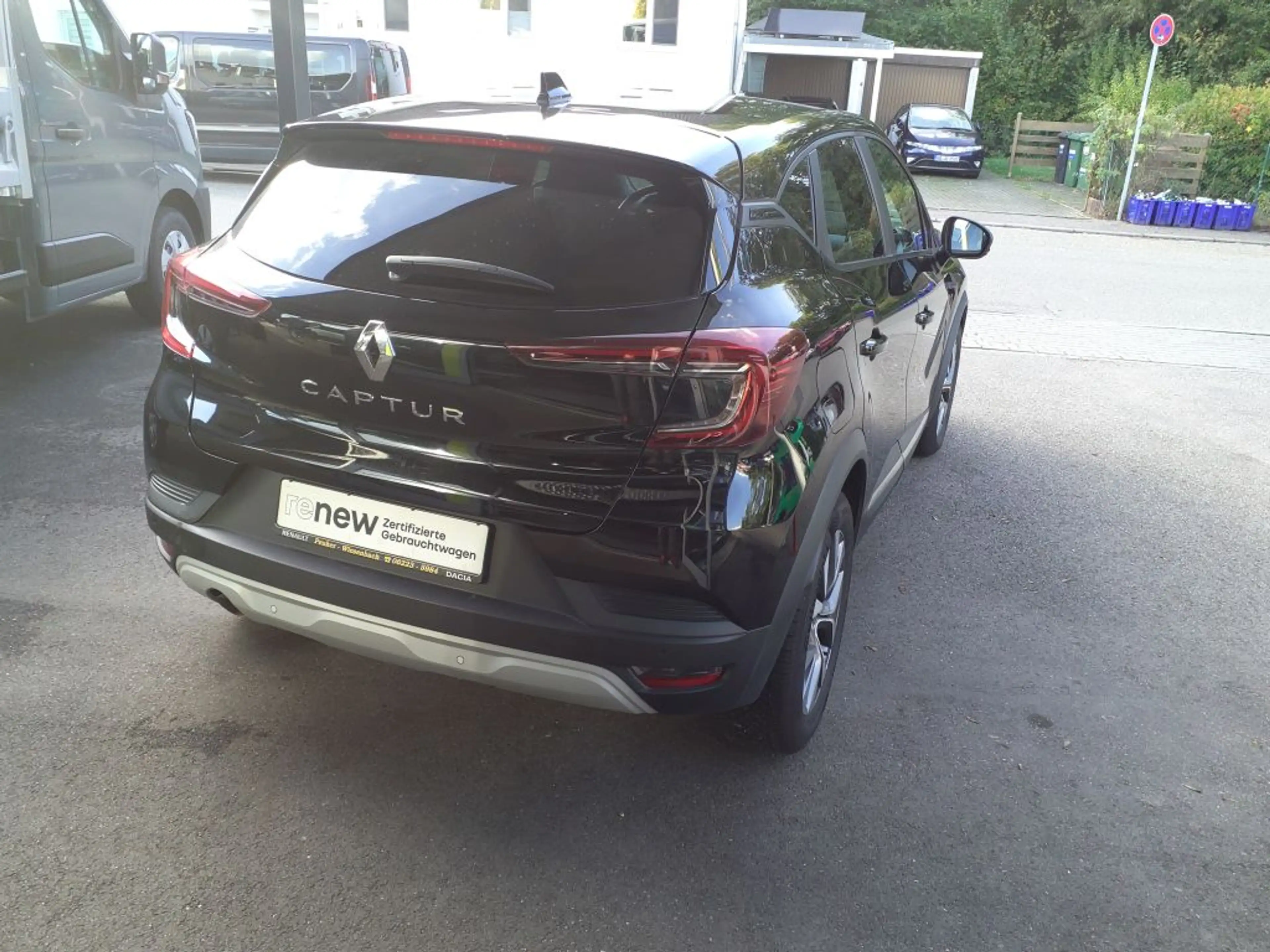Renault Captur TCe 130 EDC GPF EXPERIENCE — photo 4