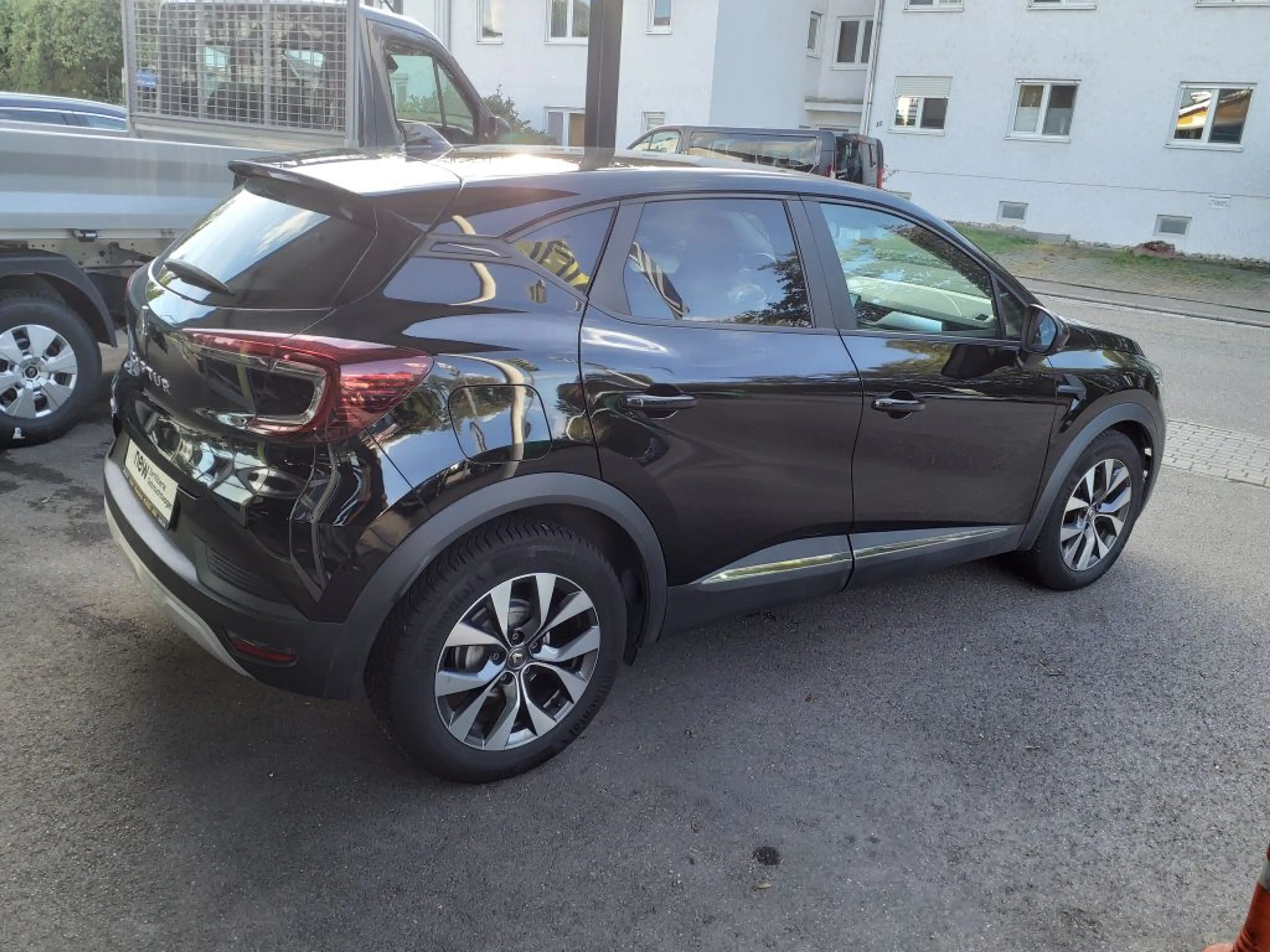 Renault Captur TCe 130 EDC GPF EXPERIENCE — photo 5
