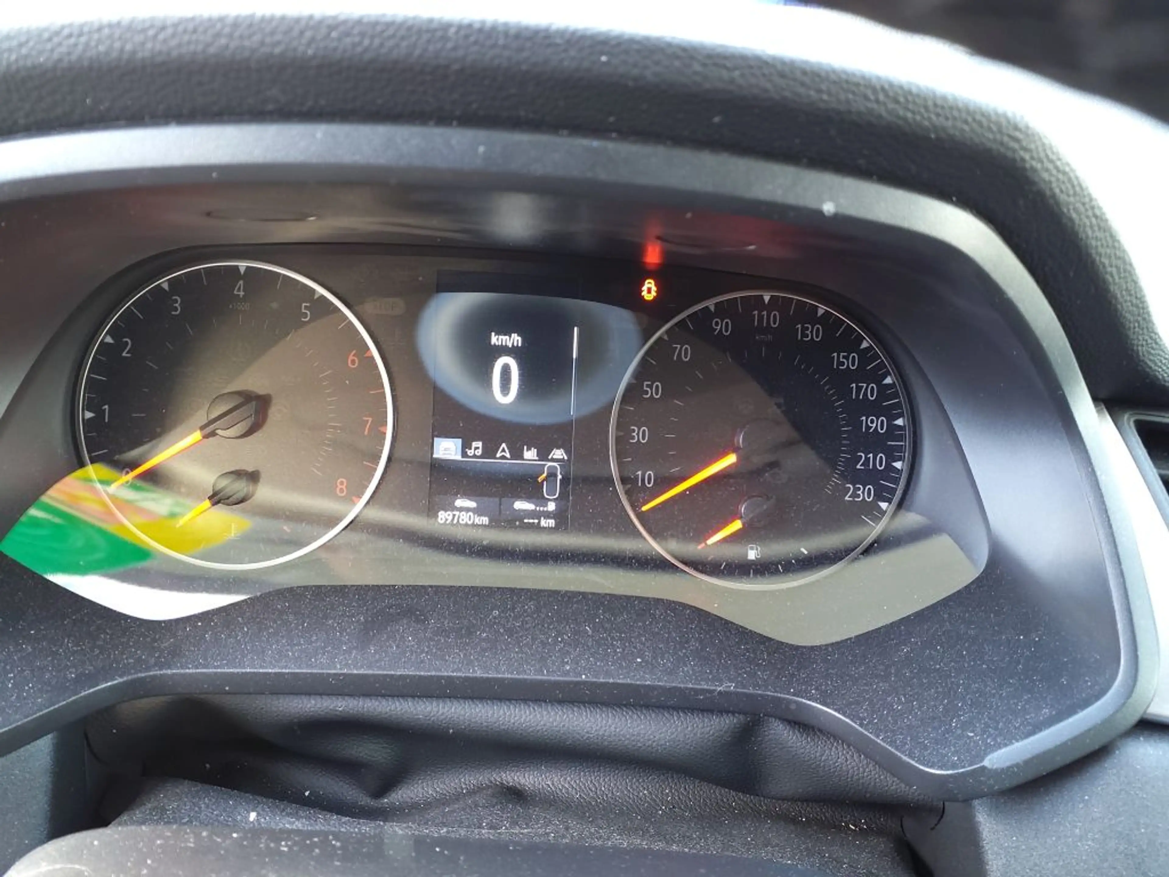 Renault Captur TCe 130 EDC GPF EXPERIENCE — photo 9