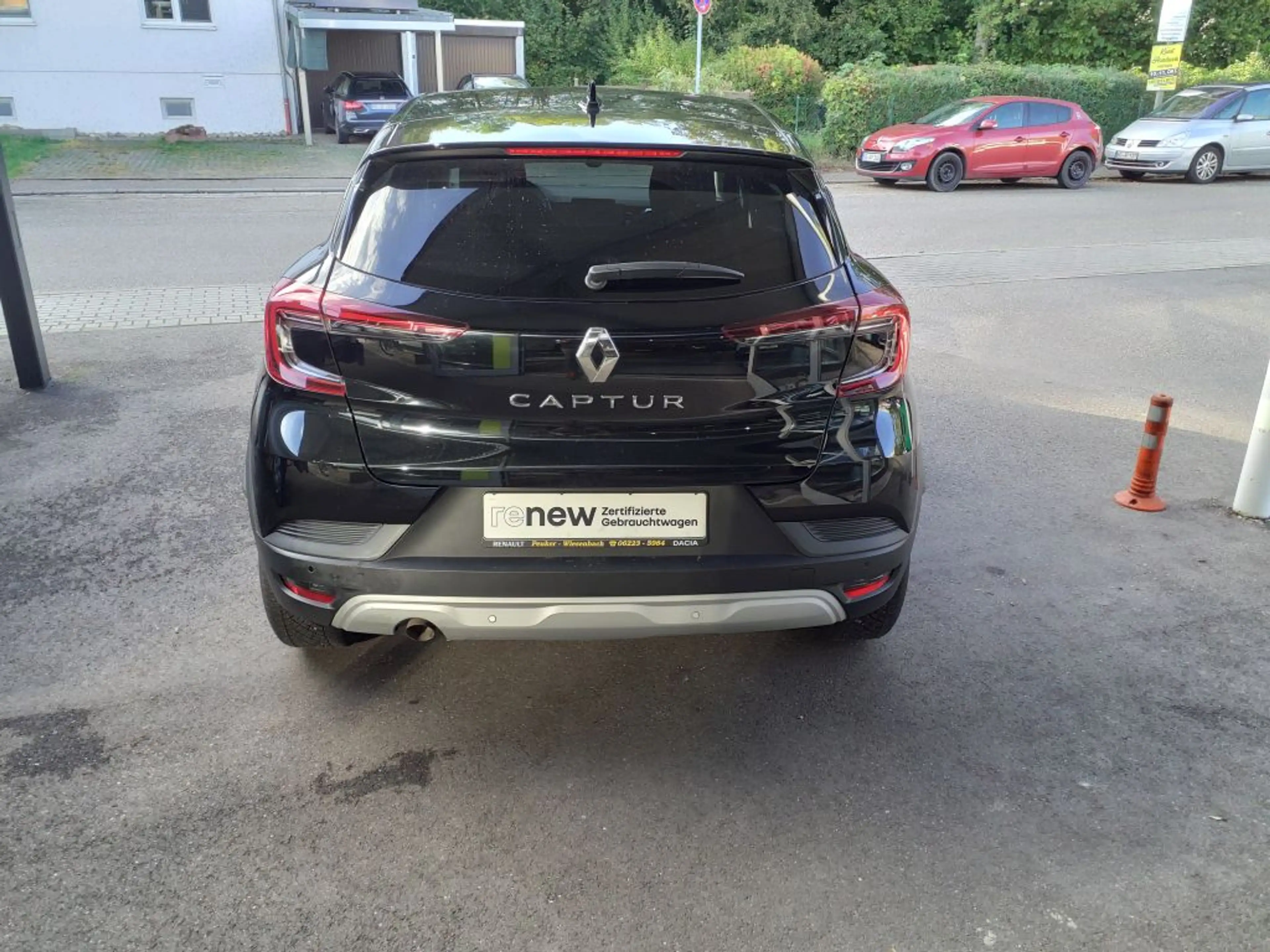 Renault Captur TCe 130 EDC GPF EXPERIENCE — photo 3